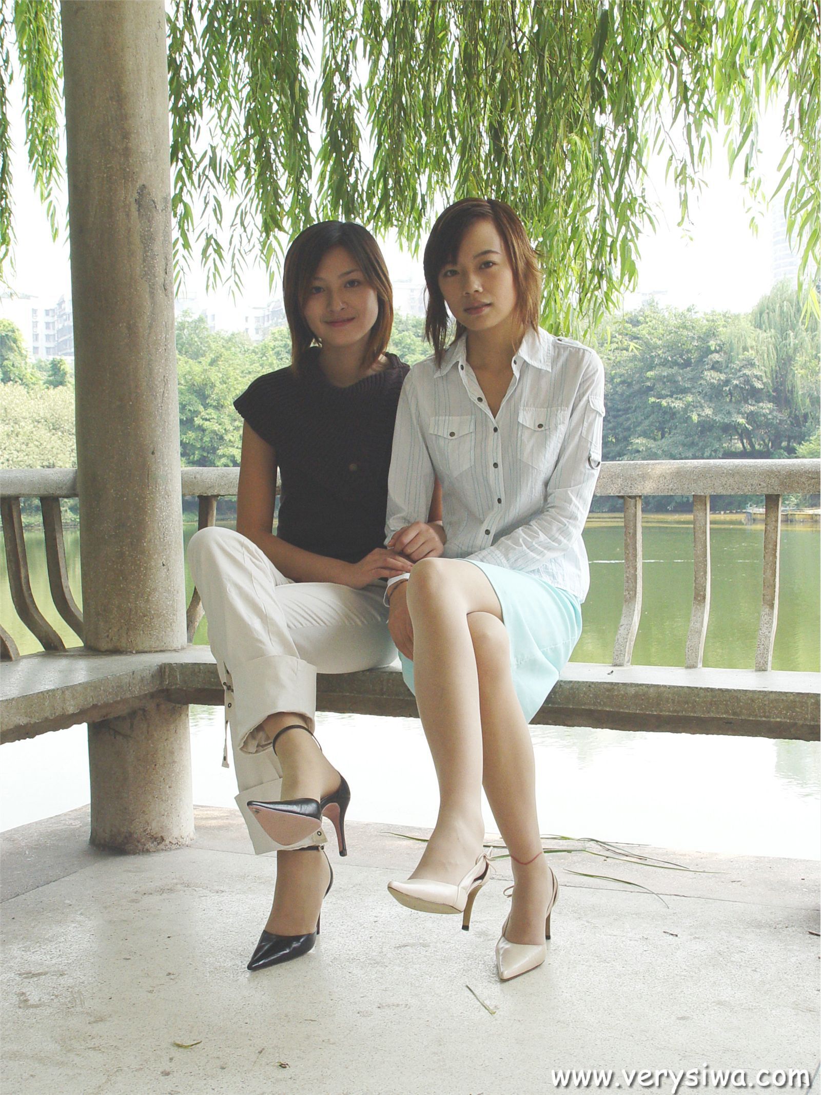 [中高艺]P002(薇薇+Canndy+Vivia 国内性感美女丝袜