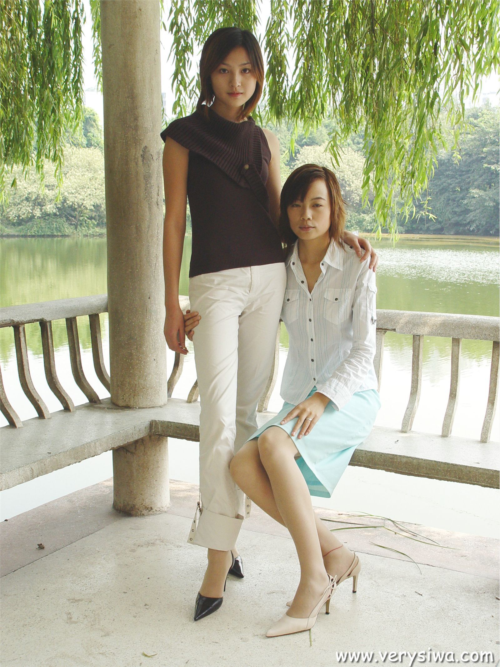 [中高艺]P002(薇薇+Canndy+Vivia 国内性感美女丝袜