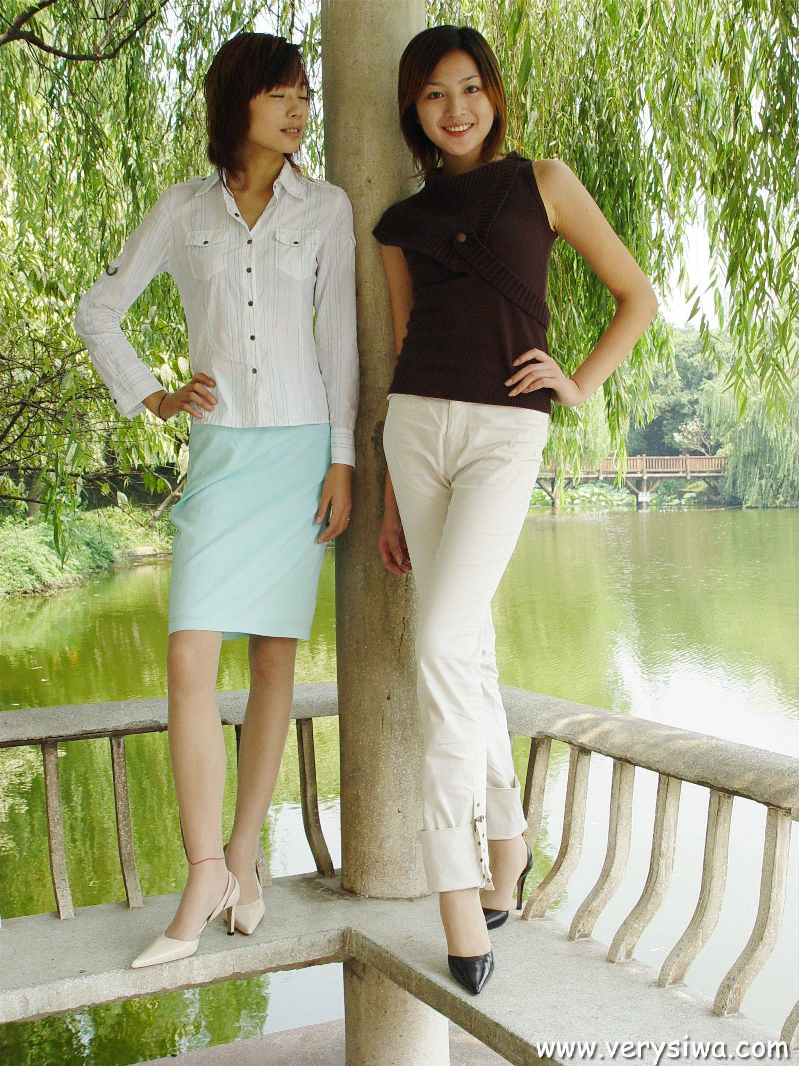 [中高艺]P002(薇薇+Canndy+Vivia 国内性感美女丝袜