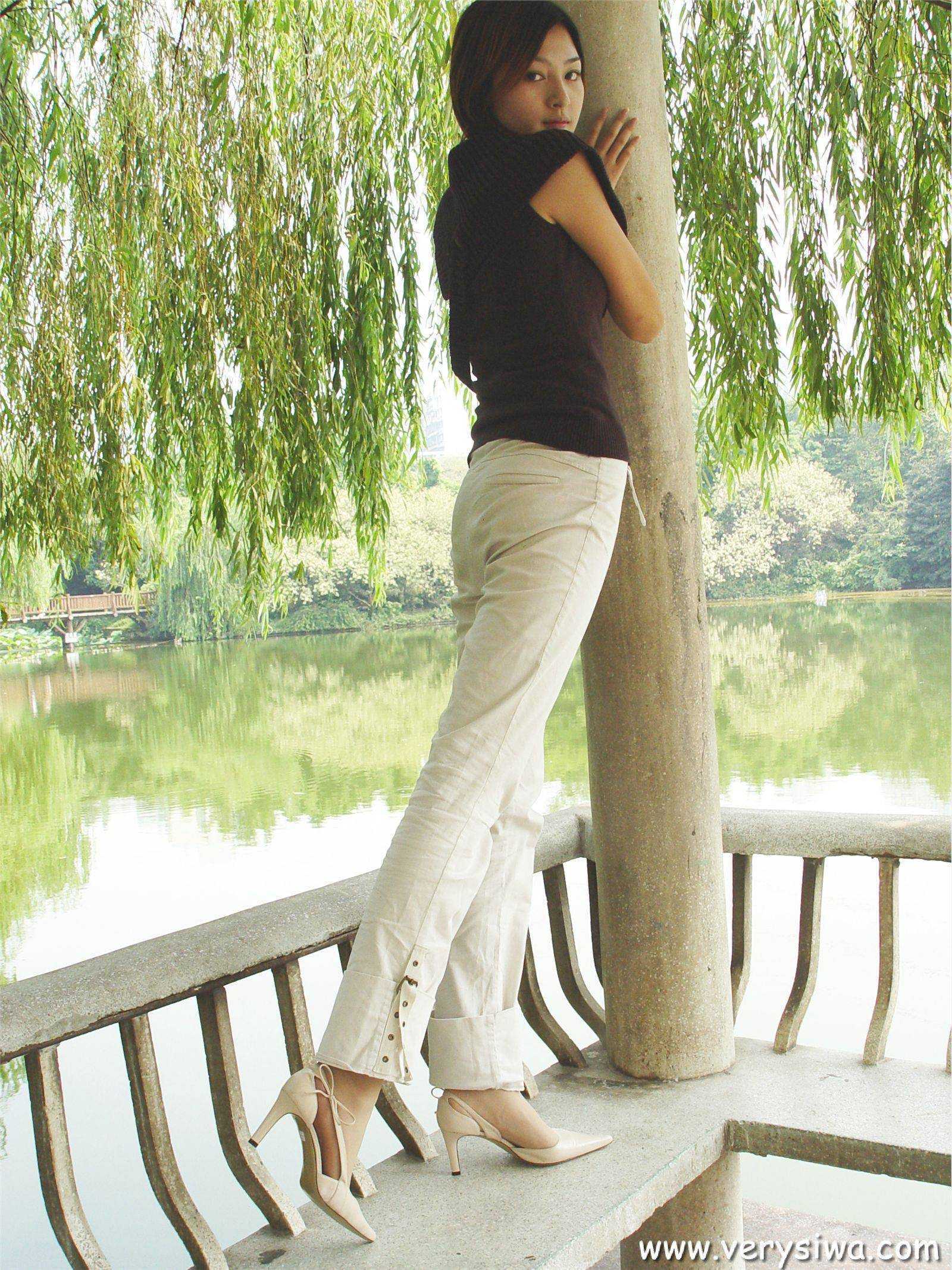 [中高艺]P002(薇薇+Canndy+Vivia 国内性感美女丝袜