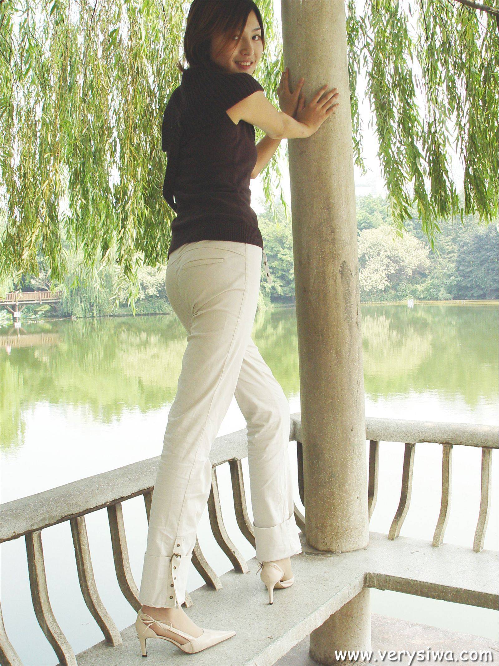 [中高艺]P002(薇薇+Canndy+Vivia 国内性感美女丝袜