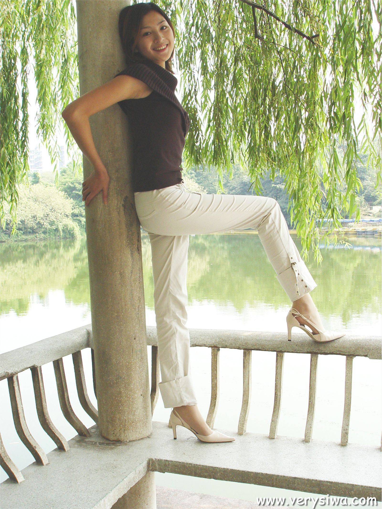 [中高艺]P002(薇薇+Canndy+Vivia 国内性感美女丝袜