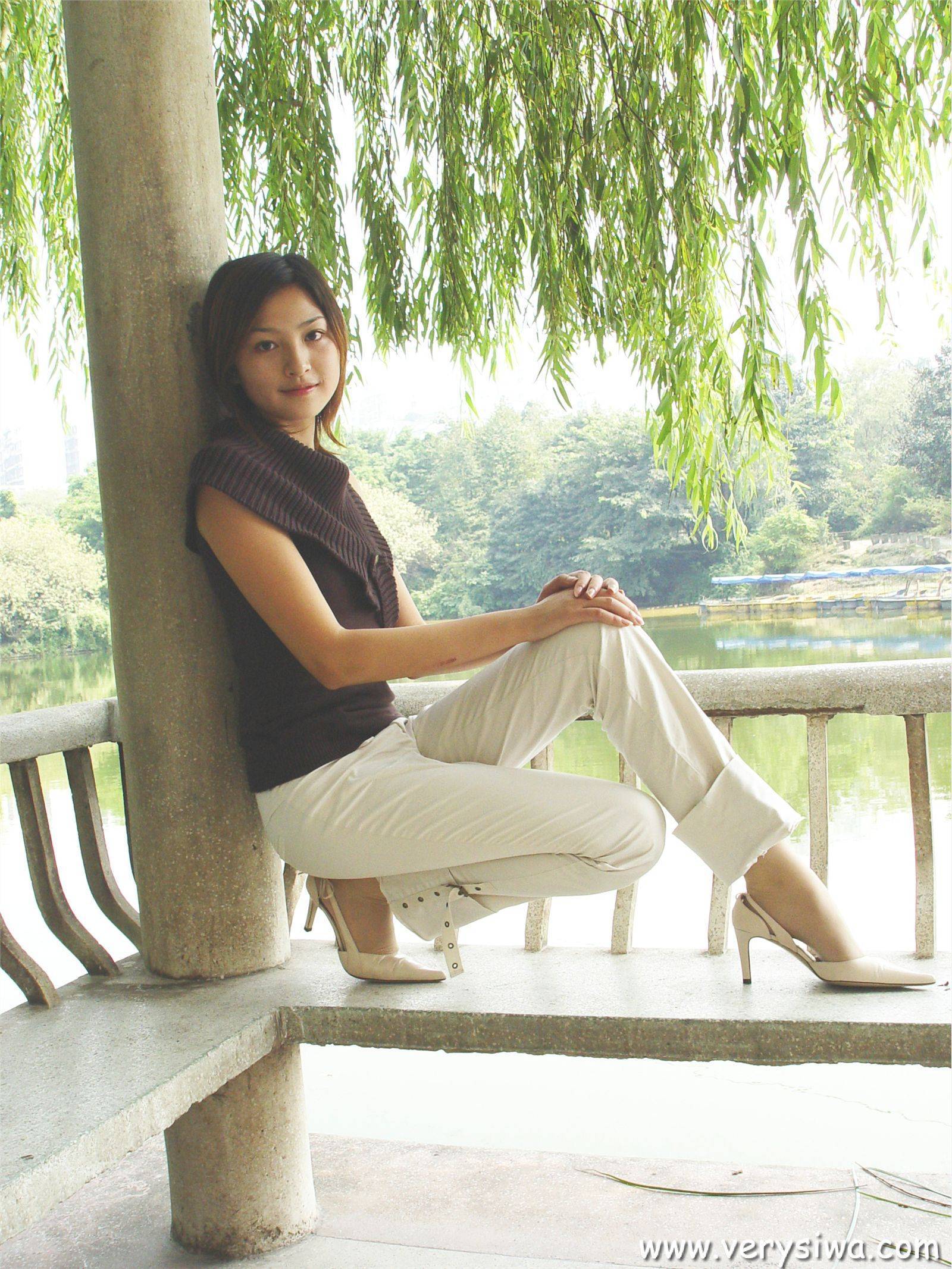 [中高艺]P002(薇薇+Canndy+Vivia 国内性感美女丝袜