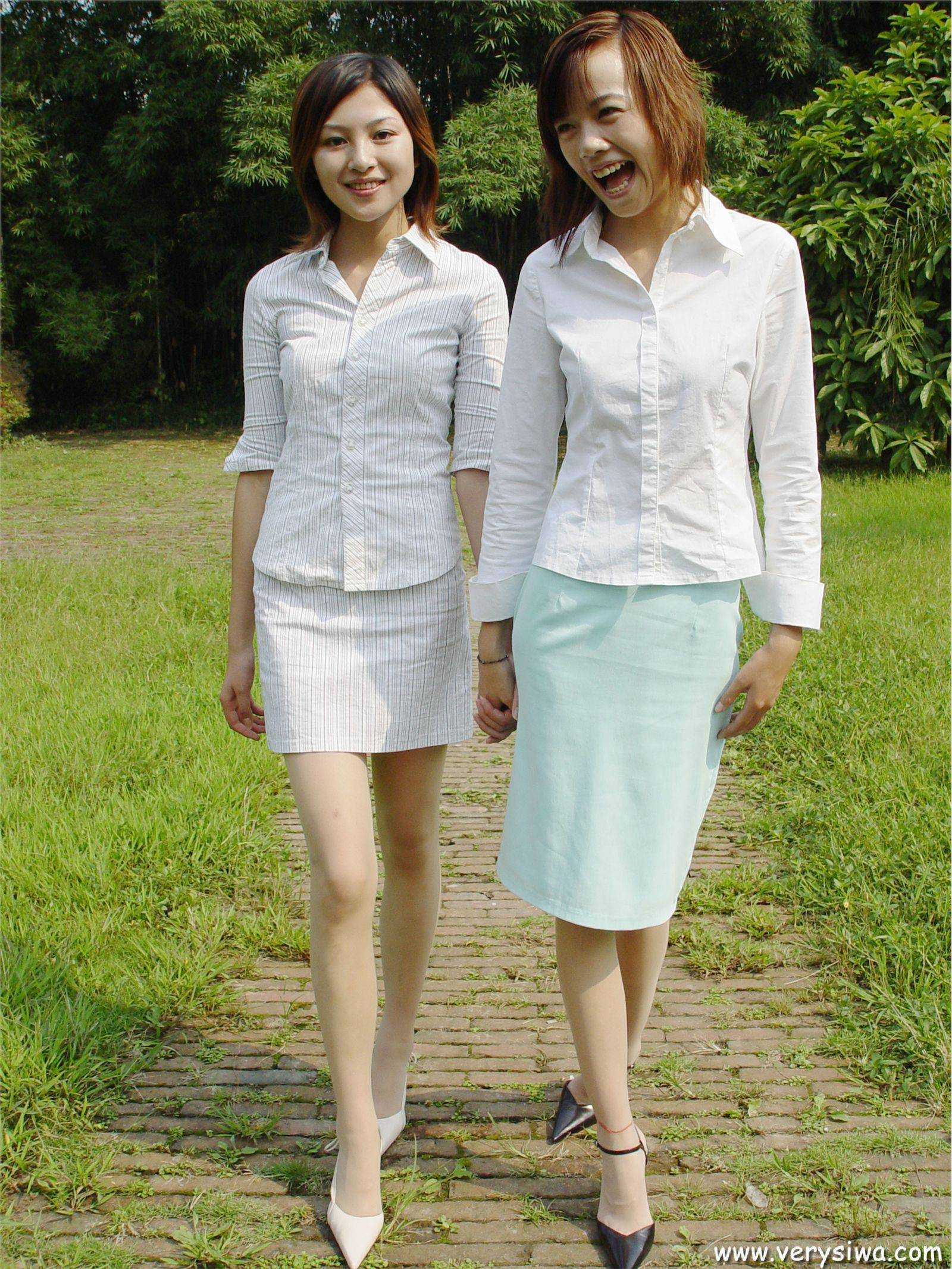 [中高艺]P003(Canndy+Vivian) 国产丝袜性感美女图片