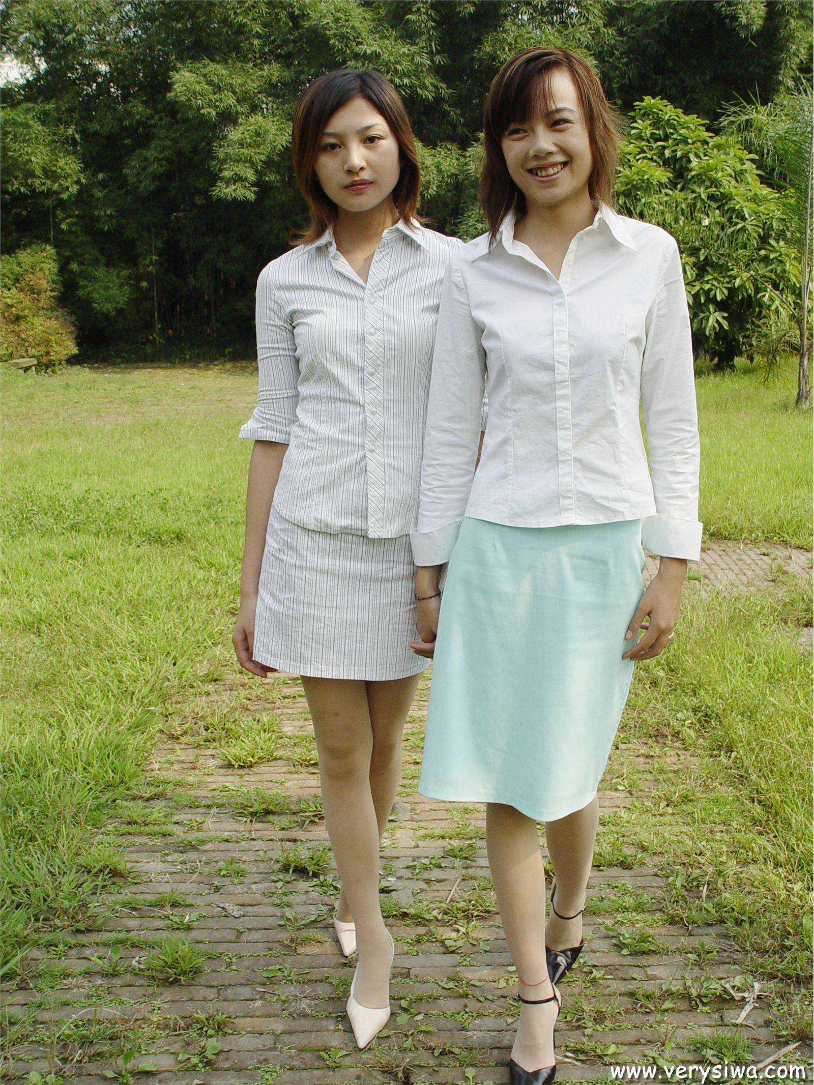 [中高艺]P003(Canndy+Vivian) 国产丝袜性感美女图片