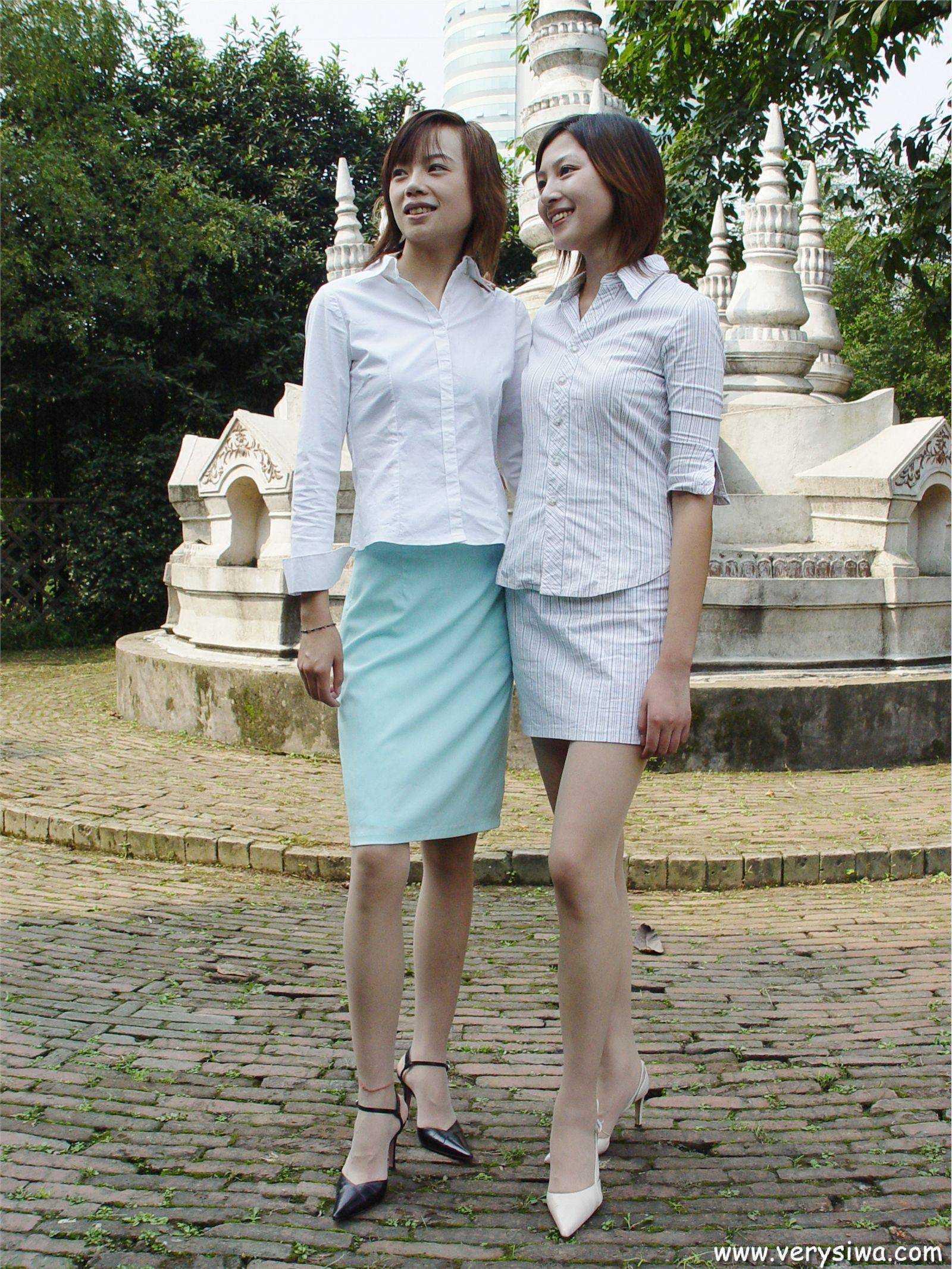 [中高艺]P003(Canndy+Vivian) 国产丝袜性感美女图片