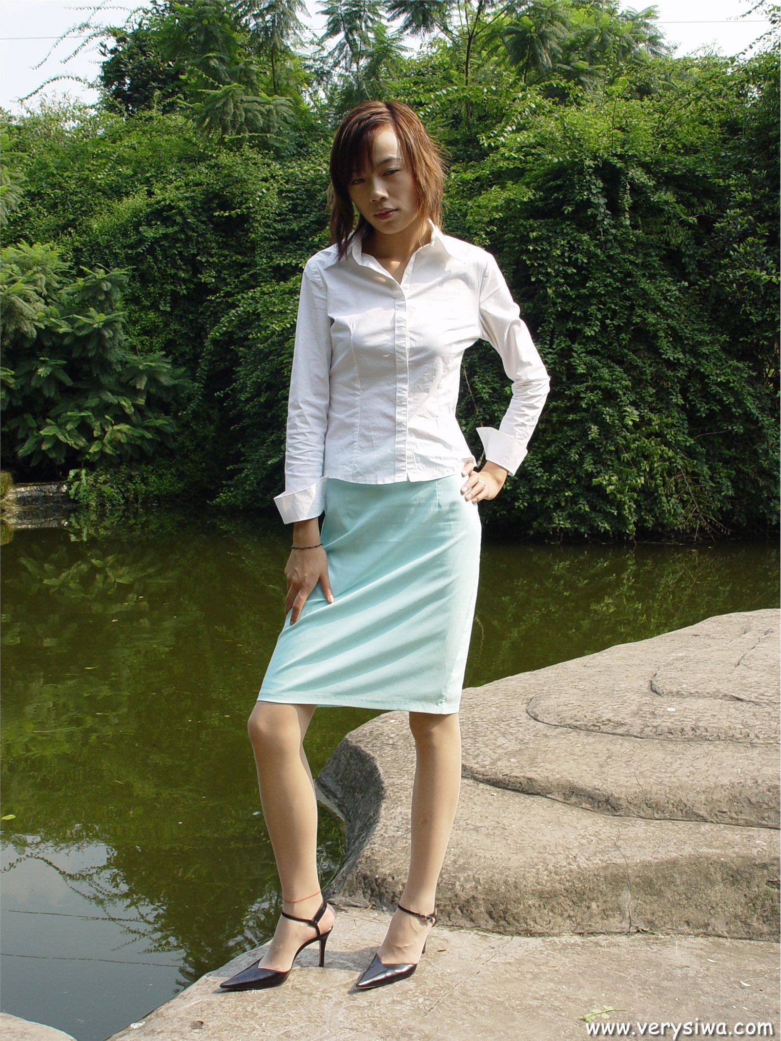 [中高艺]P003(Canndy+Vivian) 国产丝袜性感美女图片