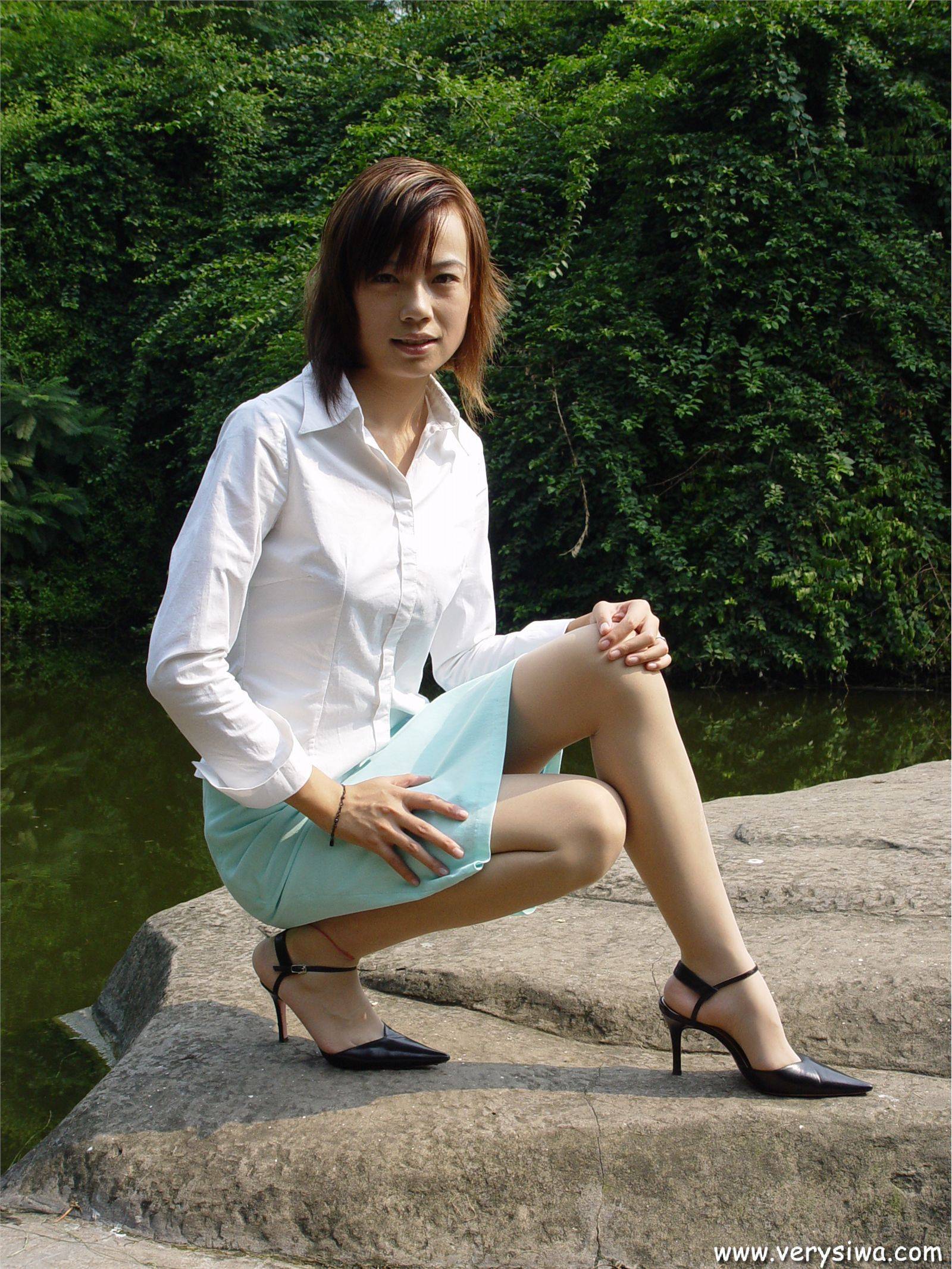 [中高艺]P003(Canndy+Vivian) 国产丝袜性感美女图片