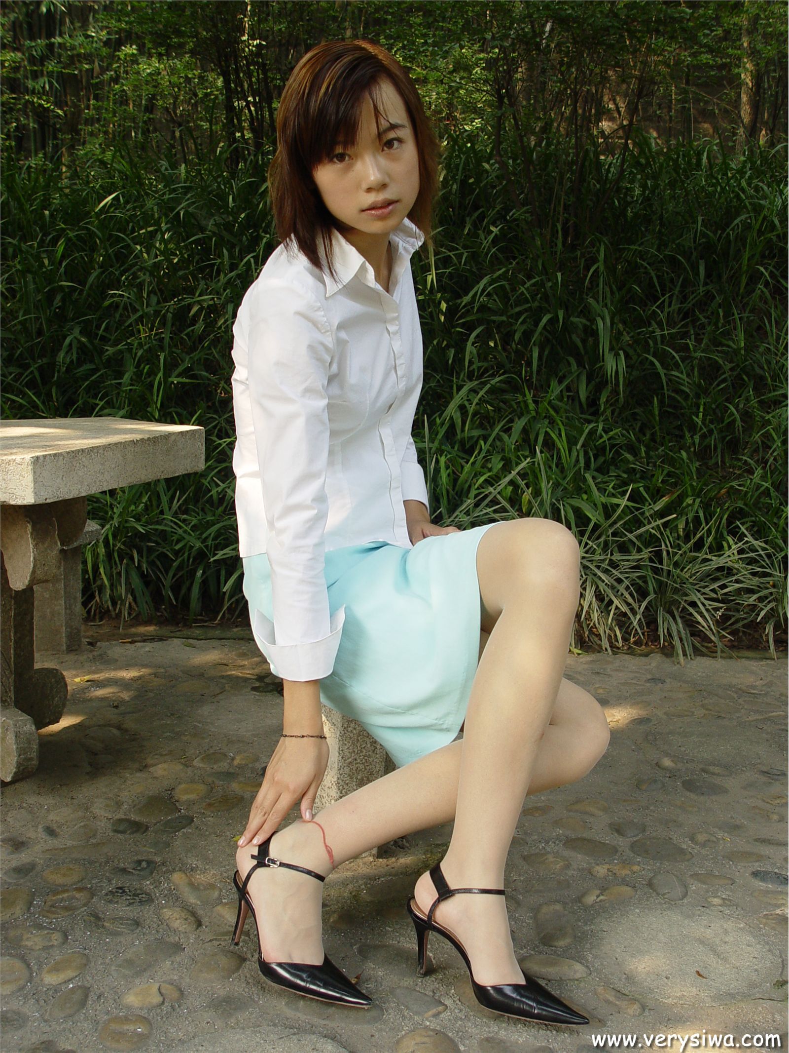 [中高艺]P003(Canndy+Vivian) 国产丝袜性感美女图片