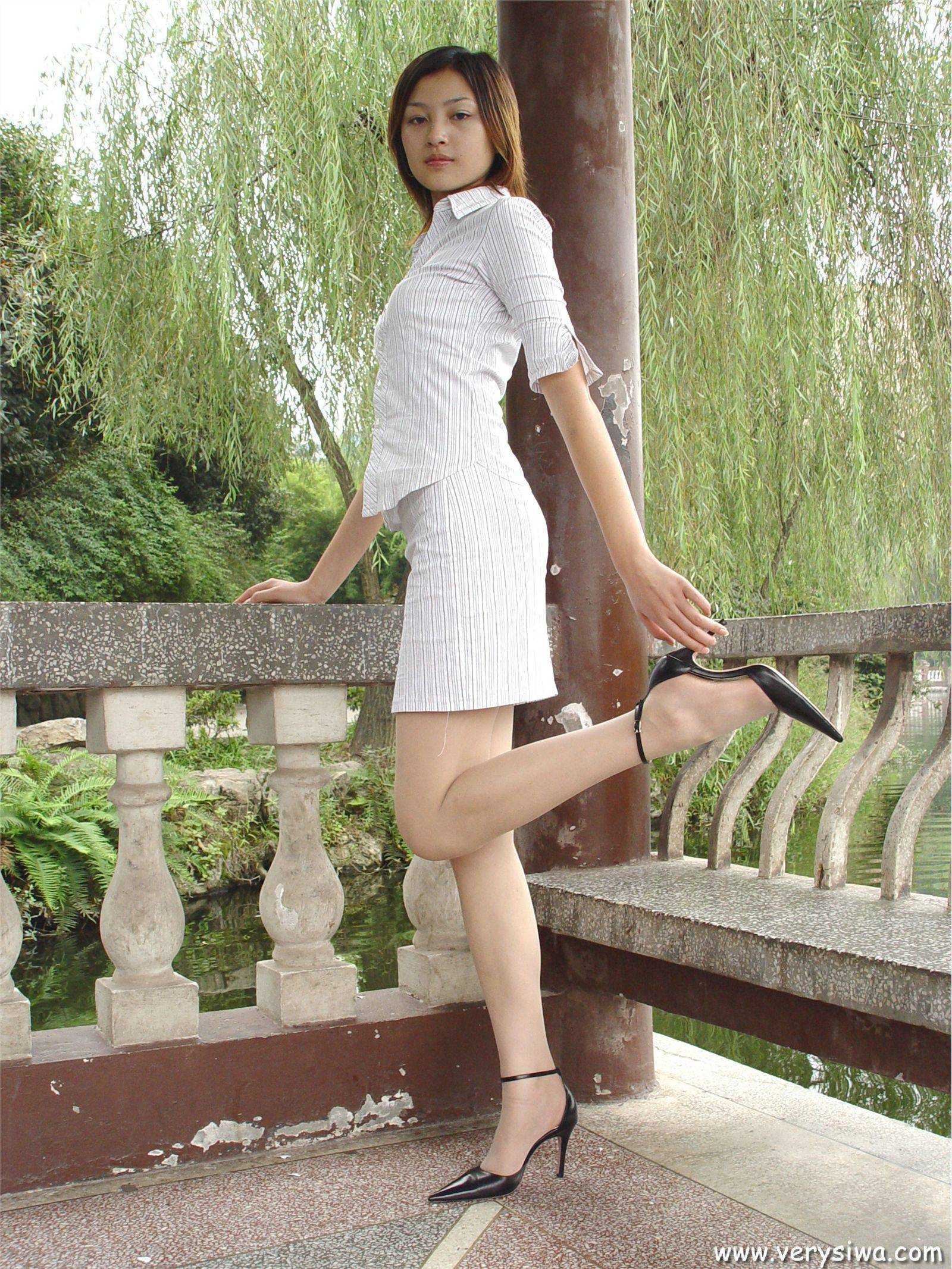 [中高艺]P004(Canndy+Vivian) 丝袜图片大全