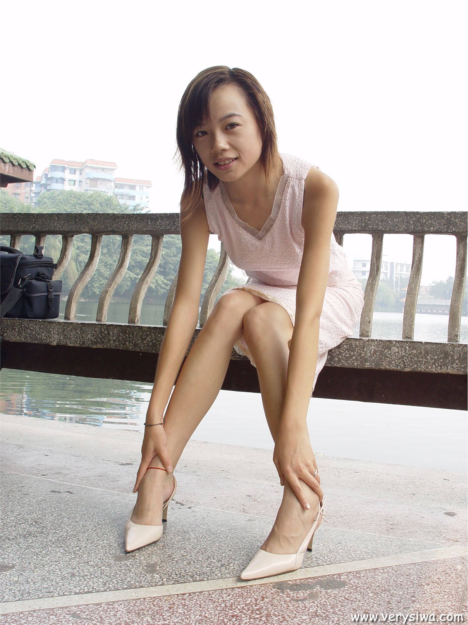 [中高艺]P004(Canndy+Vivian) 丝袜图片大全