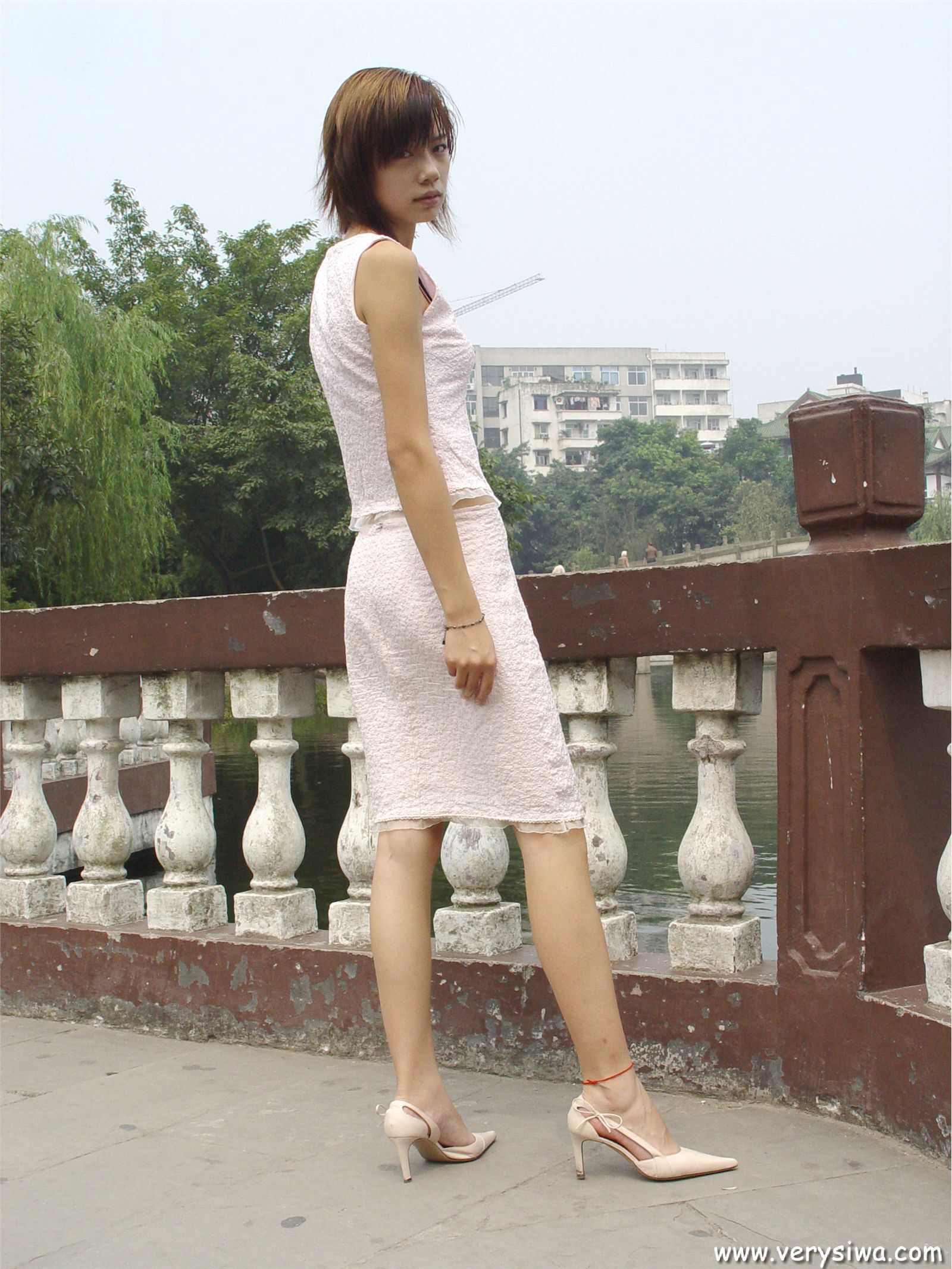 [中高艺]P004(Canndy+Vivian) 丝袜图片大全