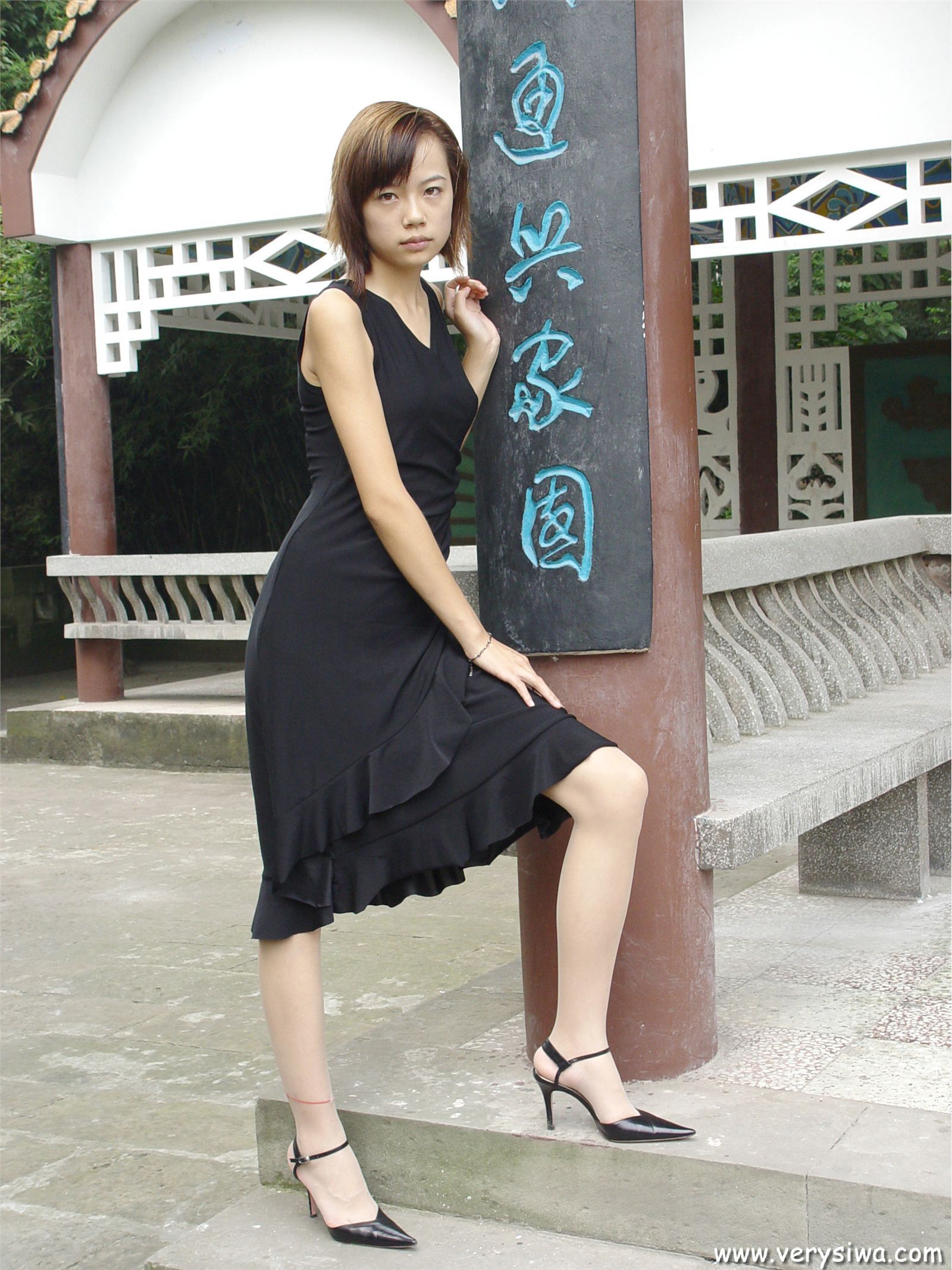 [中高艺]P004(Canndy+Vivian) 丝袜图片大全