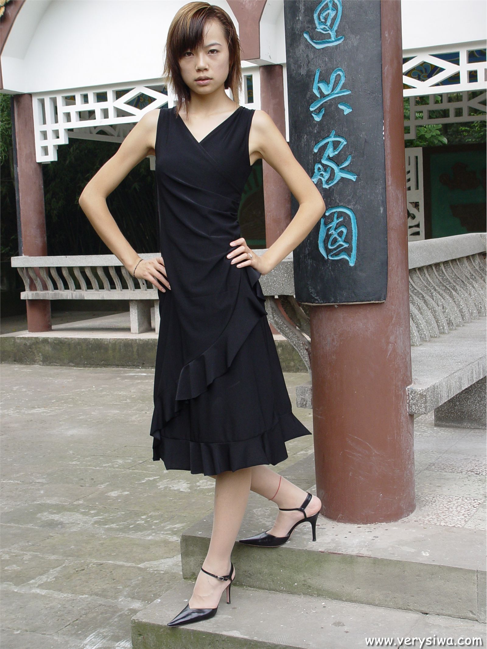 [中高艺]P004(Canndy+Vivian) 丝袜图片大全