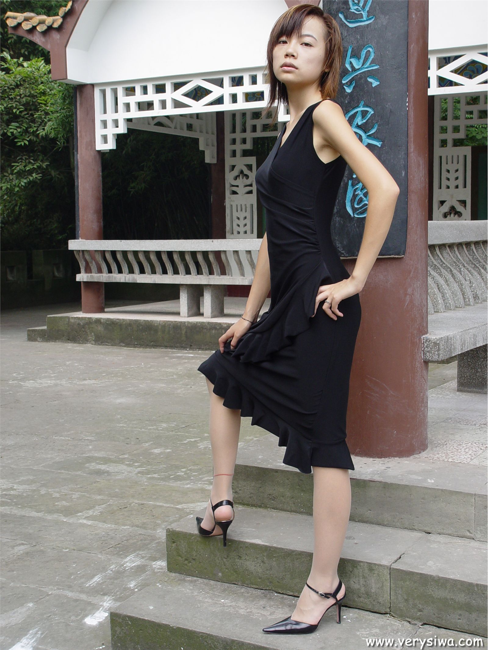 [中高艺]P004(Canndy+Vivian) 丝袜图片大全