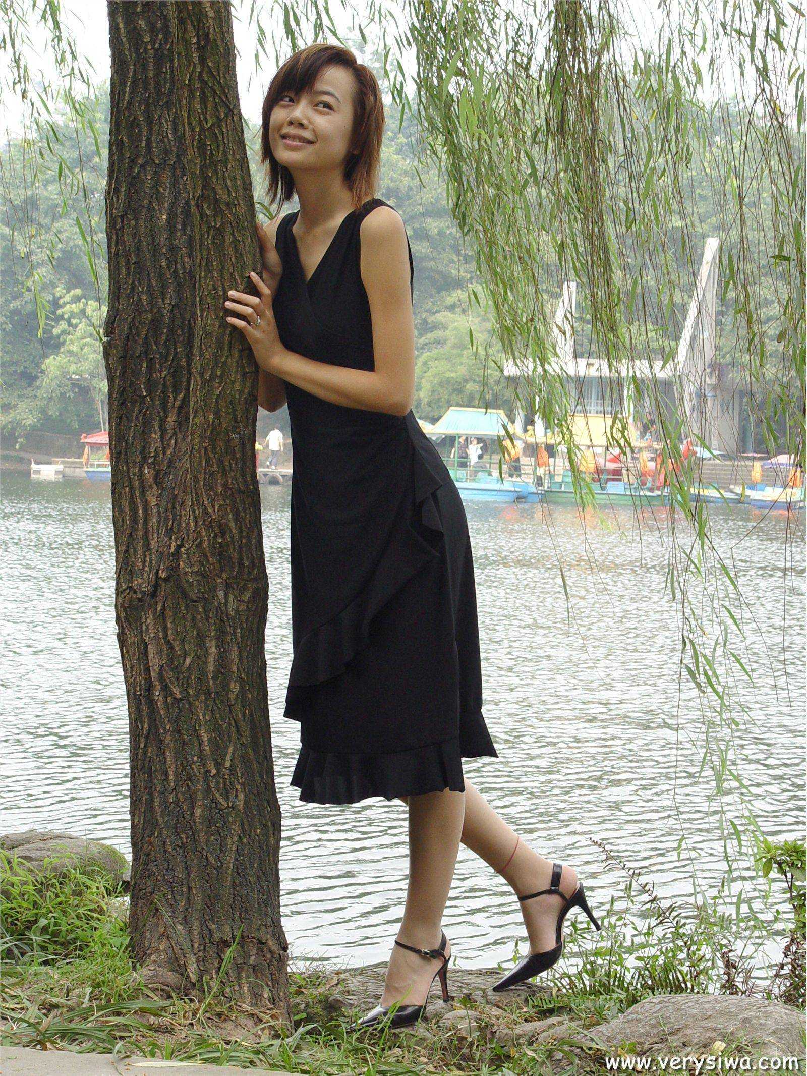 [中高艺]P004(Canndy+Vivian) 丝袜图片大全