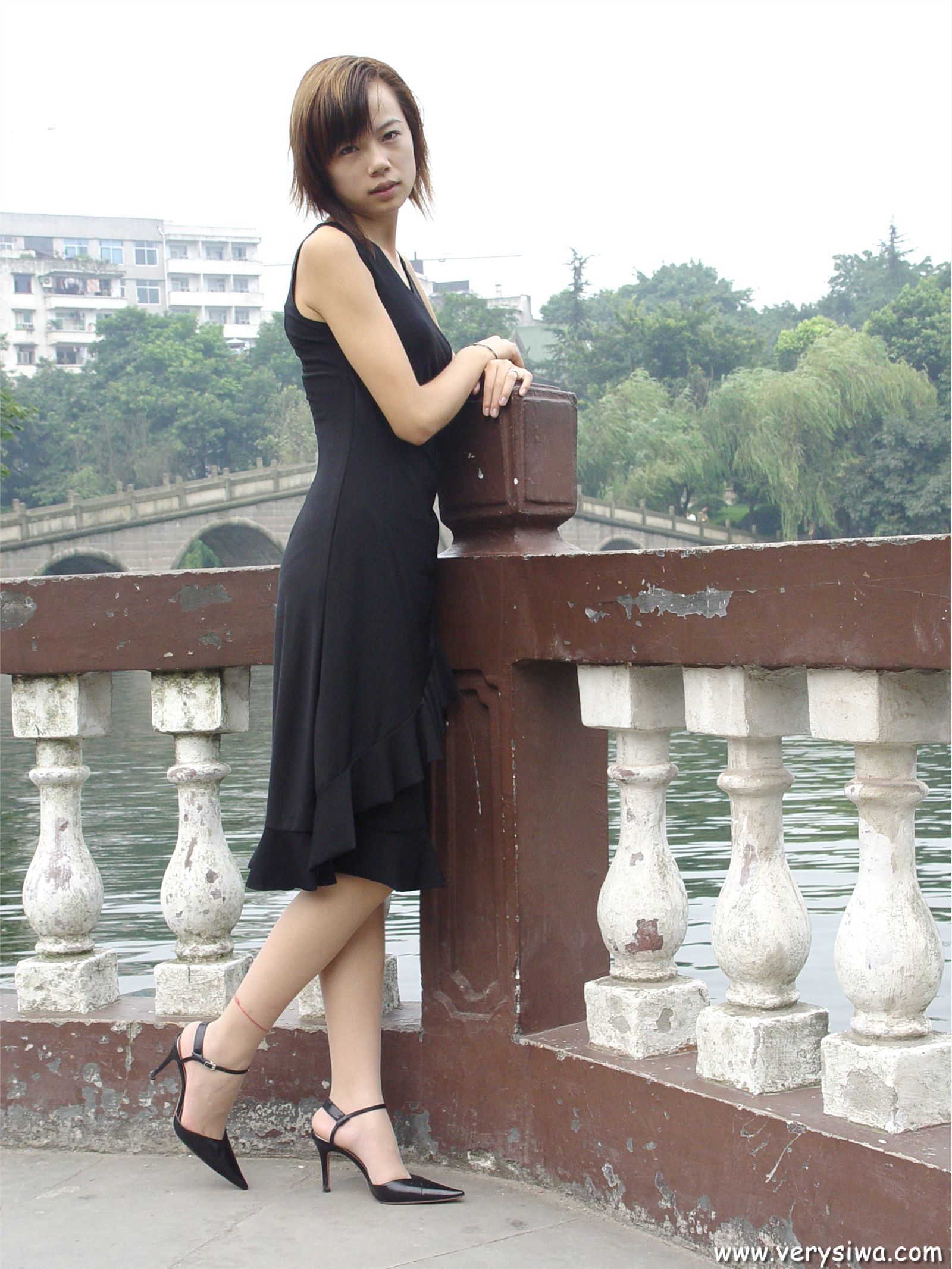 [中高艺]P004(Canndy+Vivian) 丝袜图片大全