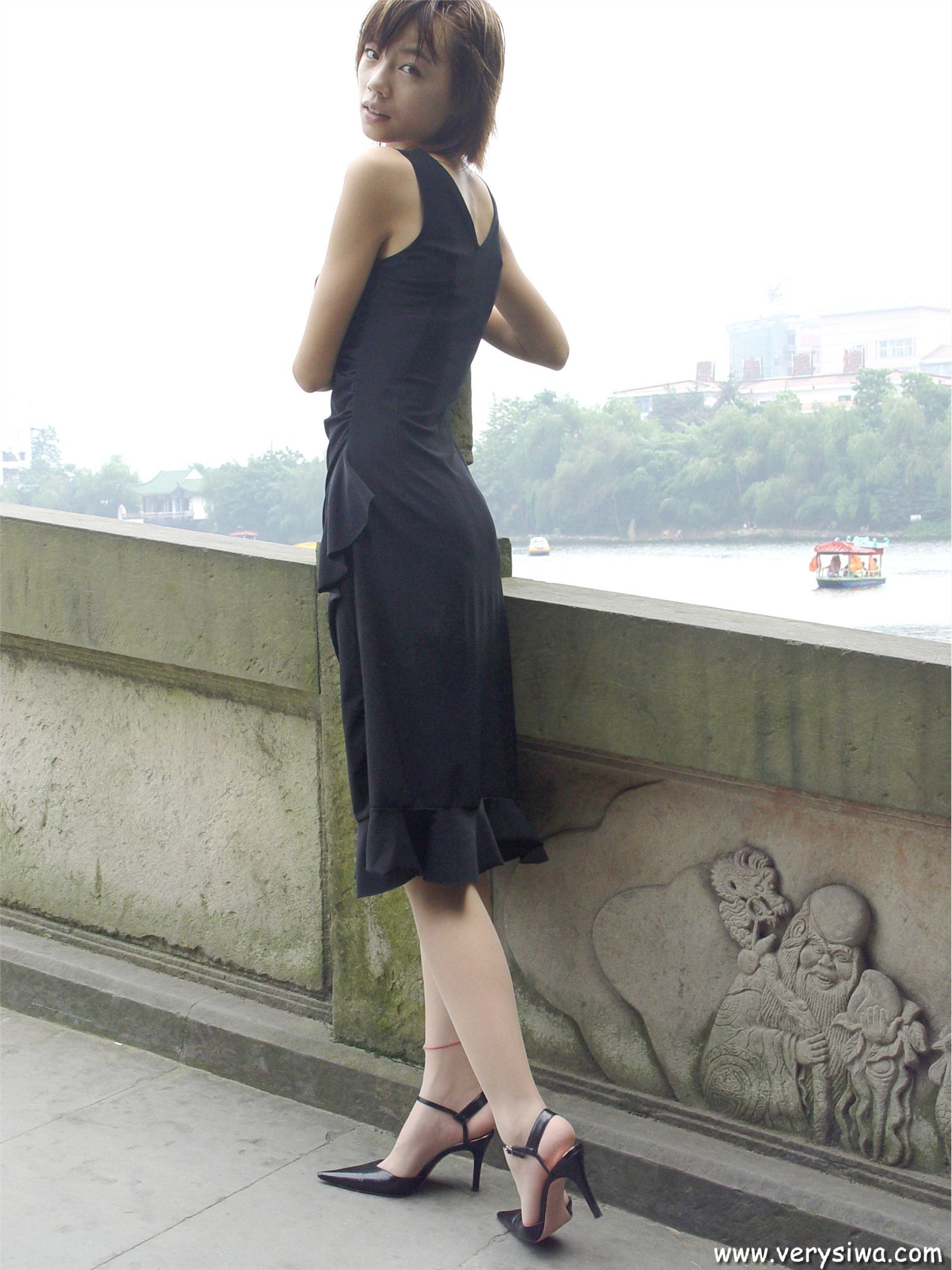 [中高艺]P004(Canndy+Vivian) 丝袜图片大全