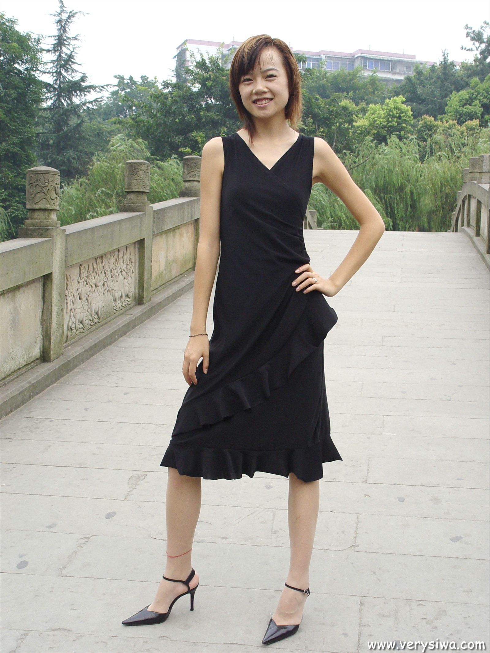 [中高艺]P004(Canndy+Vivian) 丝袜图片大全