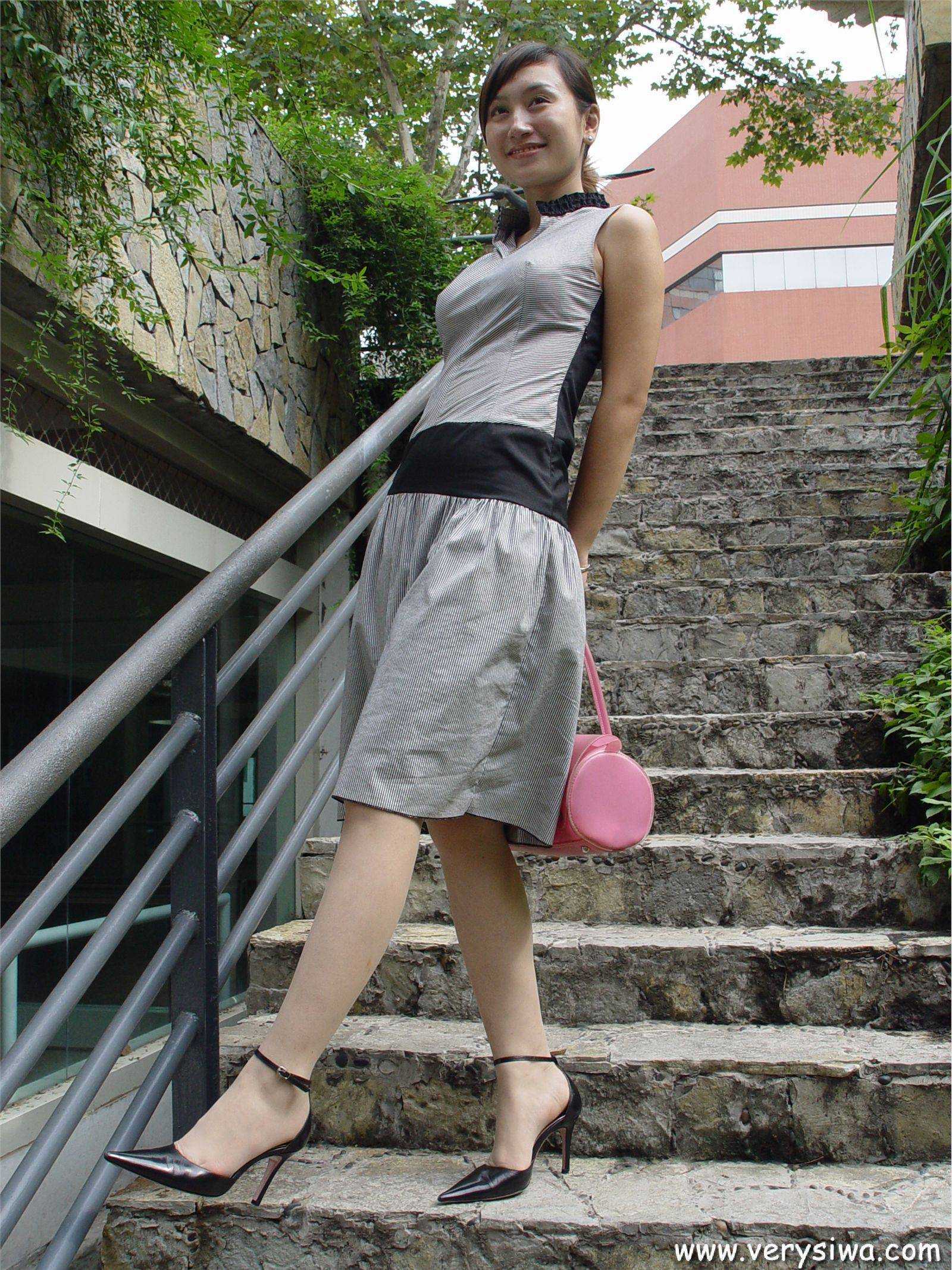 [中高艺]P005(薇薇) 性感丝袜美女图片打包下载