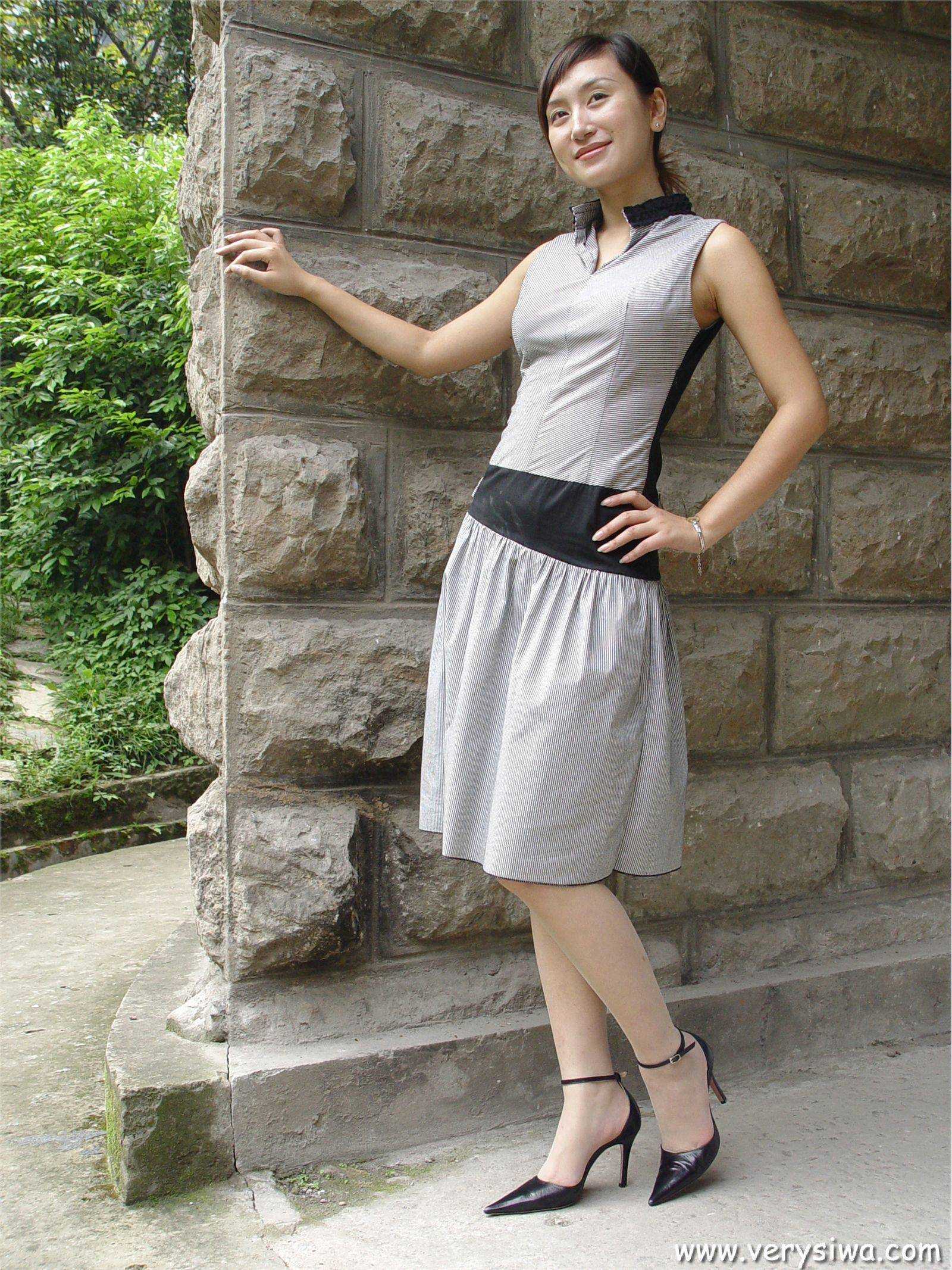 [中高艺]P005(薇薇) 性感丝袜美女图片打包下载