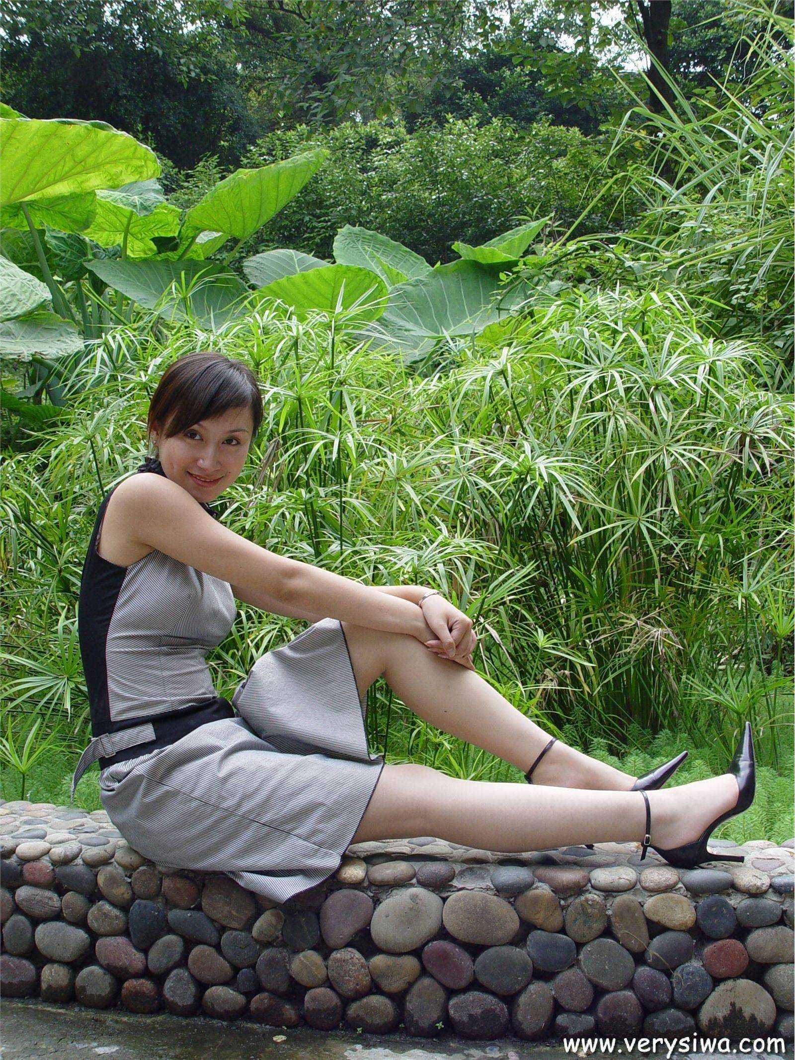 [中高艺]P005(薇薇) 性感丝袜美女图片打包下载