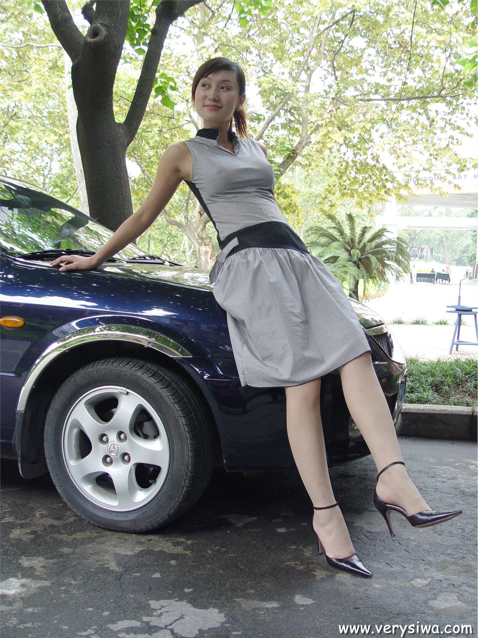 [中高艺]P005(薇薇) 性感丝袜美女图片打包下载