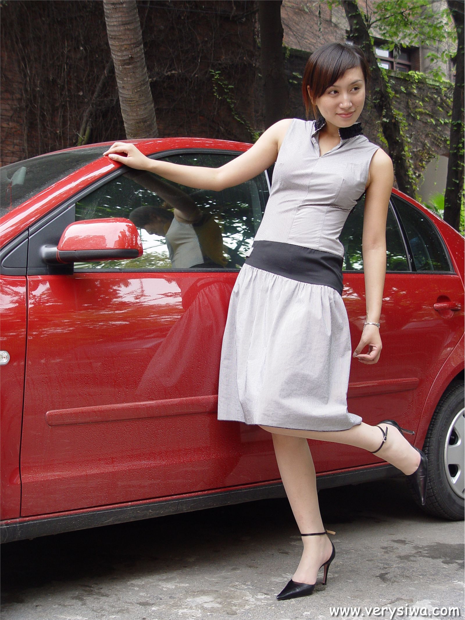 [中高艺]P005(薇薇) 性感丝袜美女图片打包下载