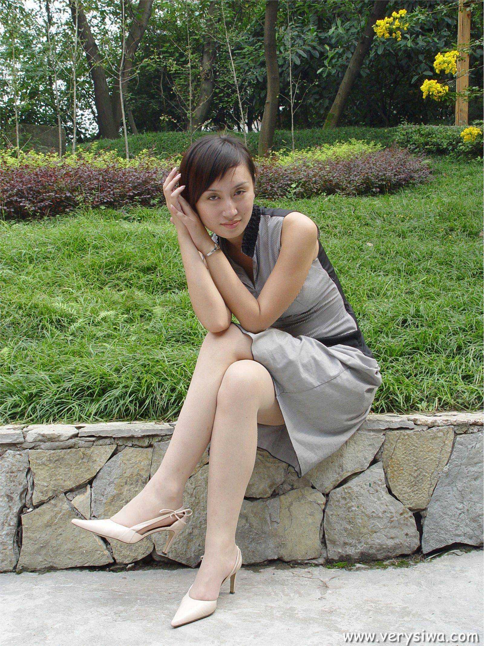 [中高艺]P005(薇薇) 性感丝袜美女图片打包下载