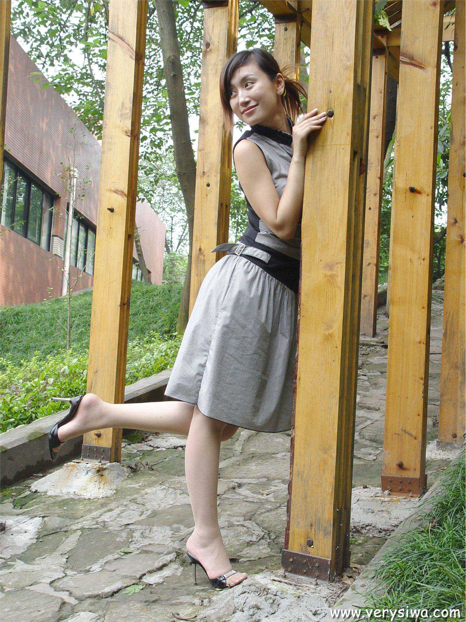 [中高艺]P005(薇薇) 性感丝袜美女图片打包下载