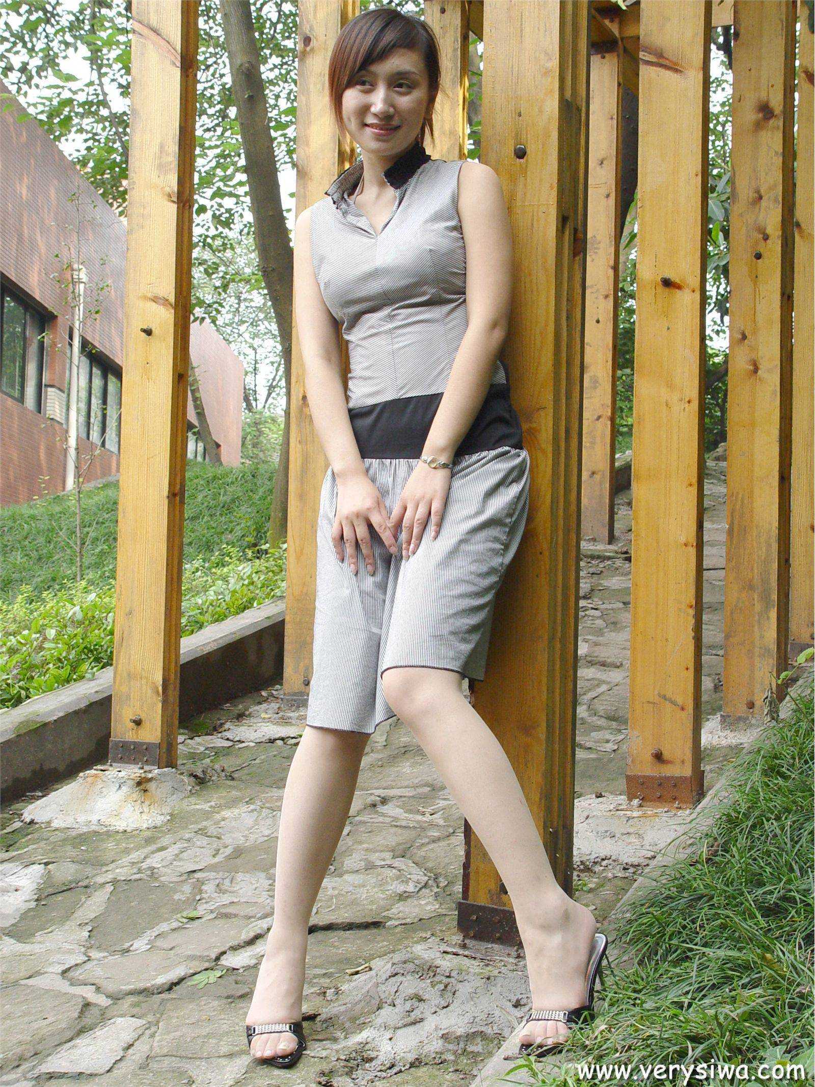 [中高艺]P005(薇薇) 性感丝袜美女图片打包下载