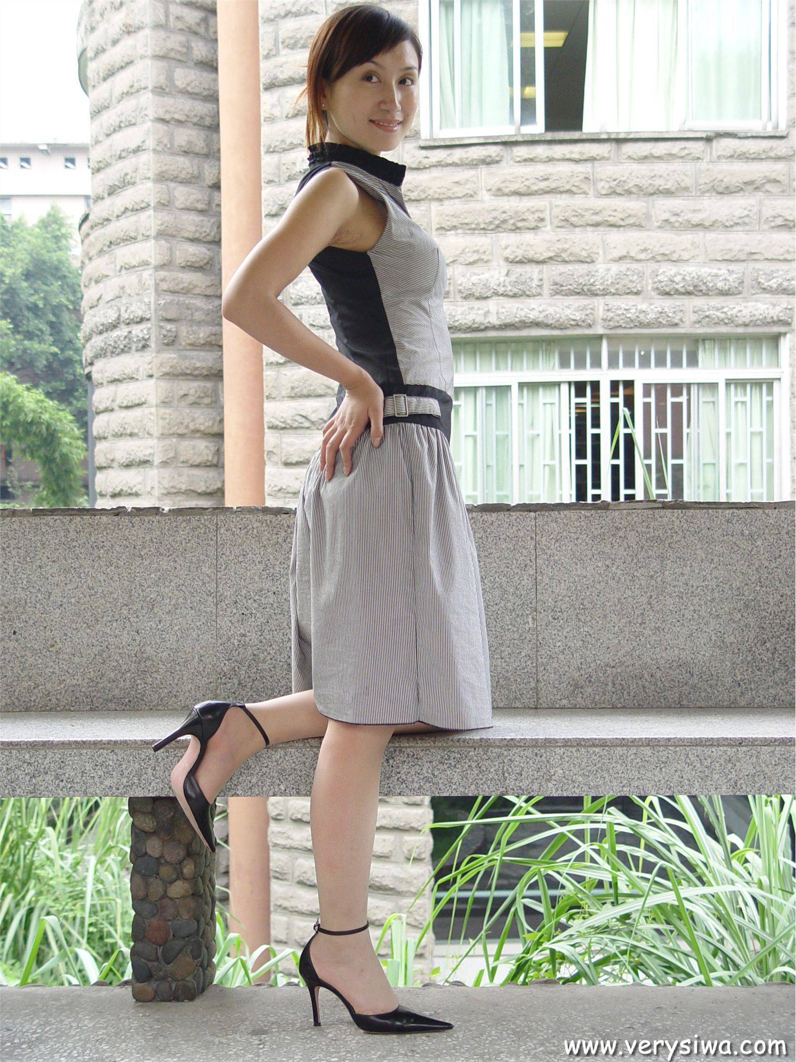 [中高艺]P005(薇薇) 性感丝袜美女图片打包下载