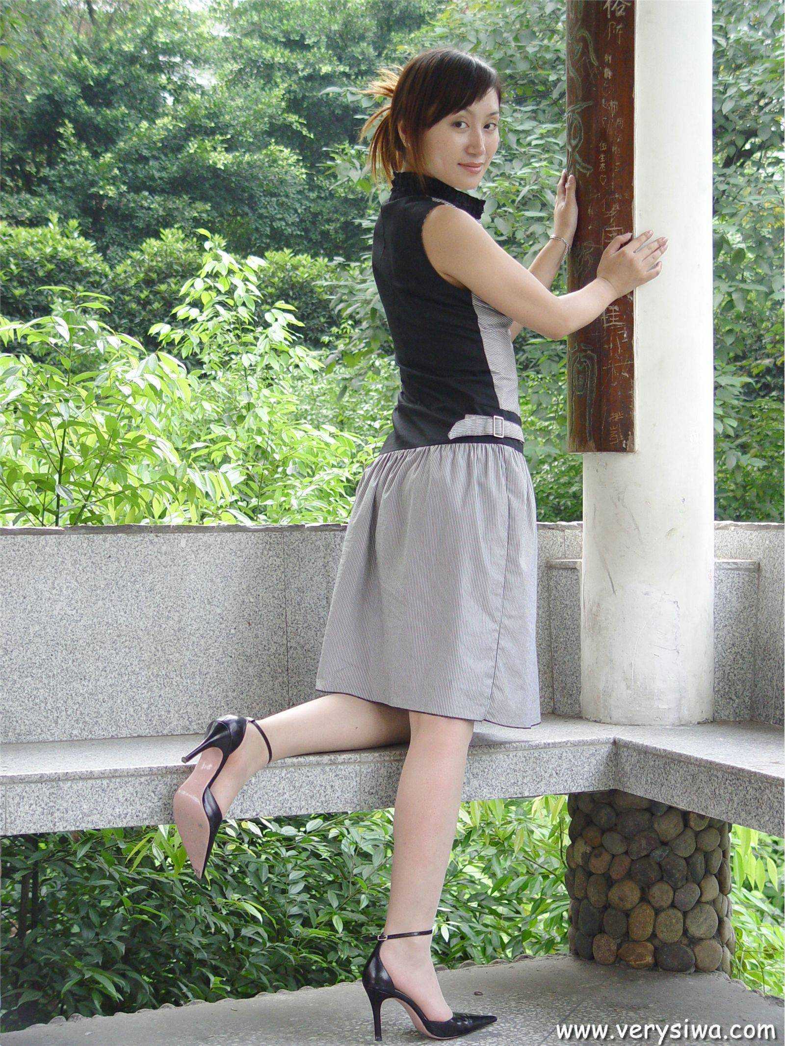 [中高艺]P005(薇薇) 性感丝袜美女图片打包下载