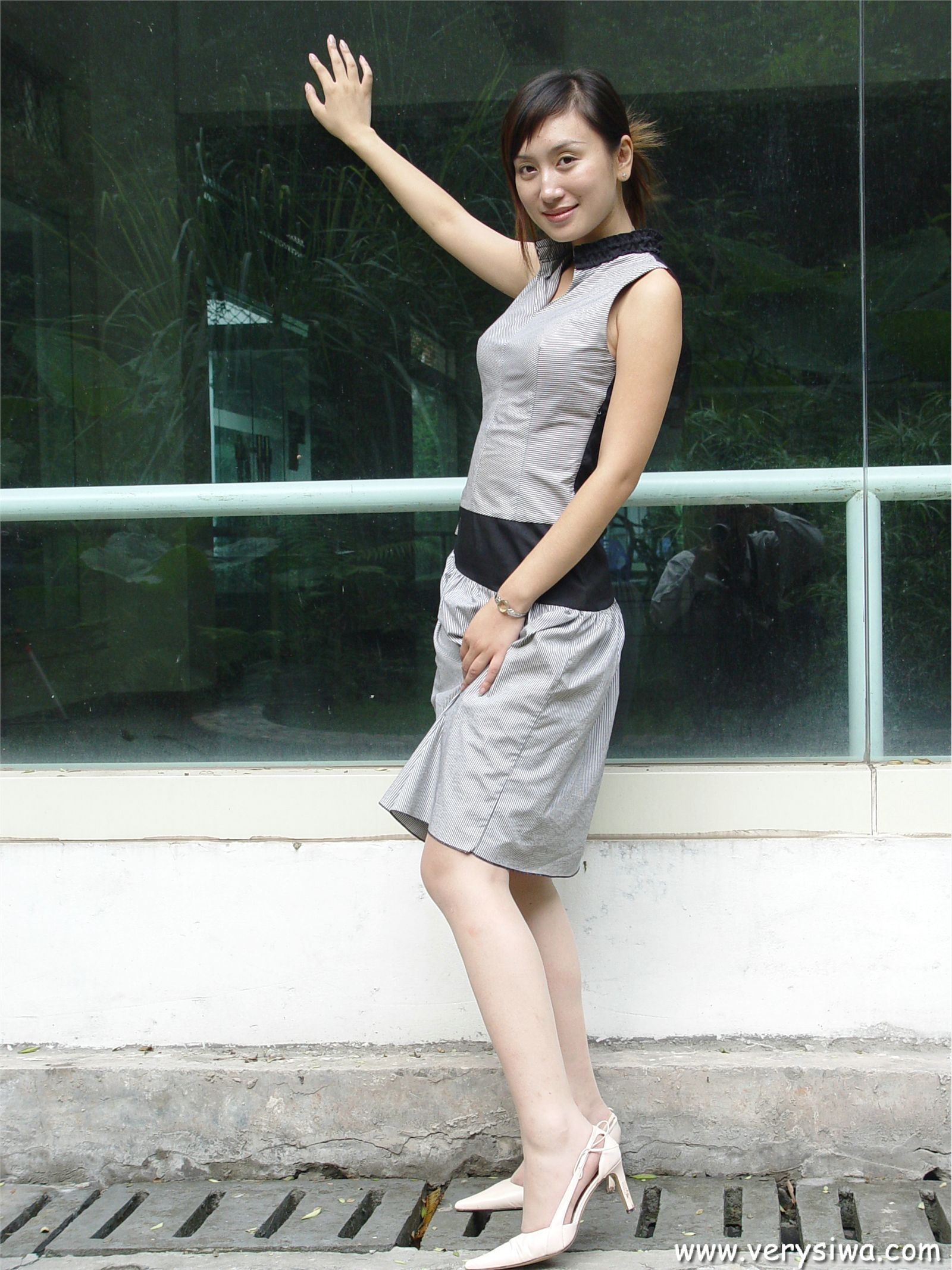 [中高艺]P005(薇薇) 性感丝袜美女图片打包下载