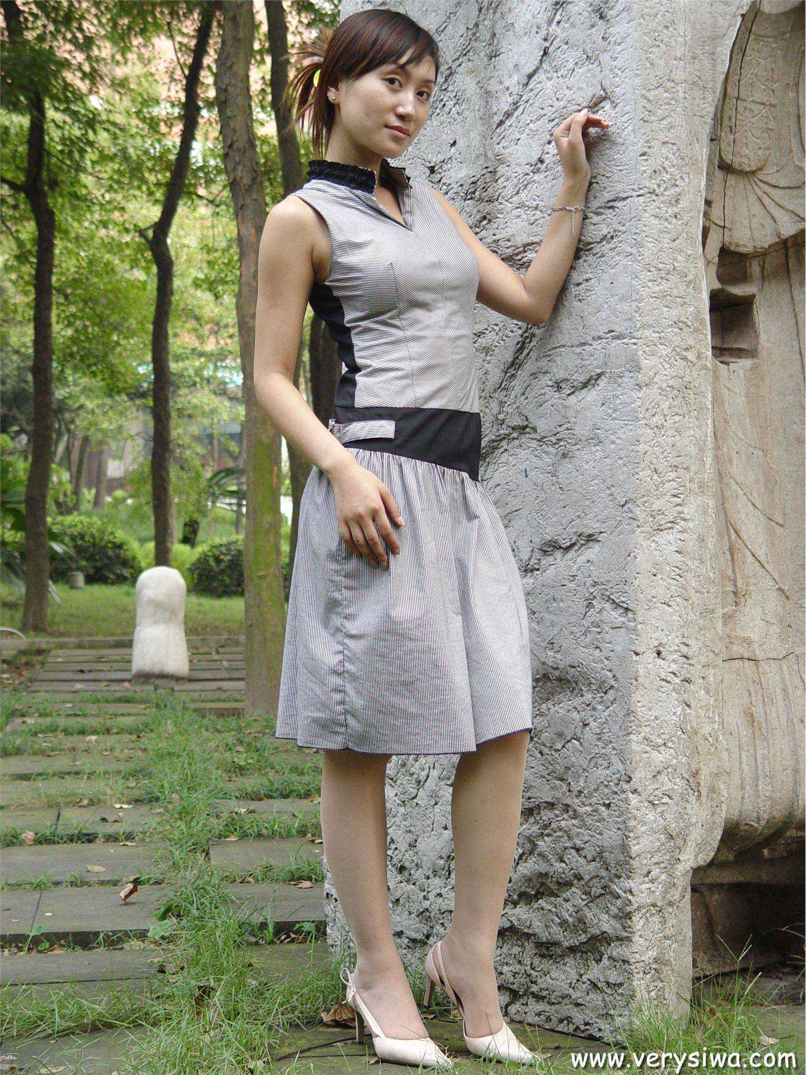 [中高艺]P005(薇薇) 性感丝袜美女图片打包下载