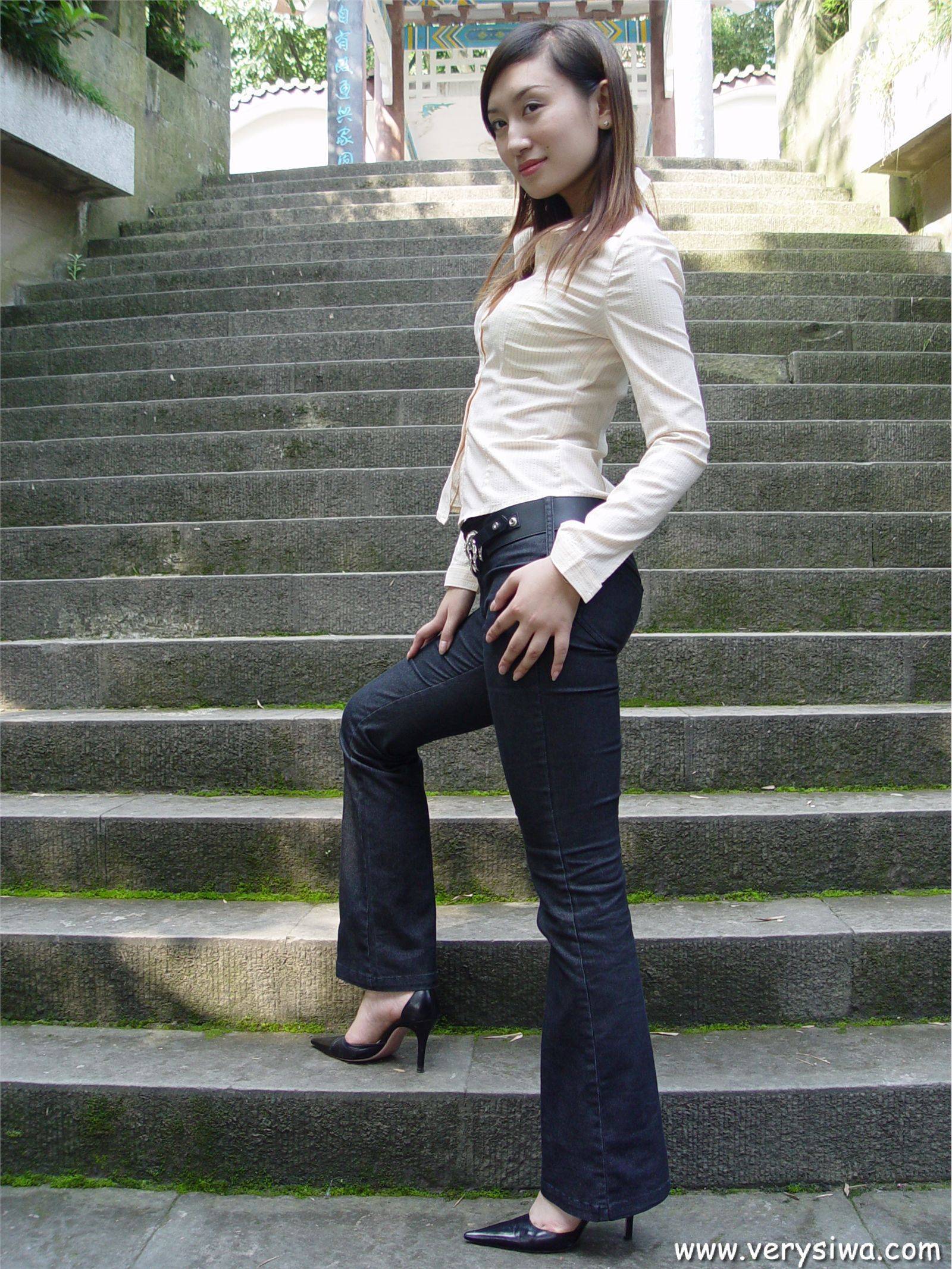 薇薇[中高艺]P006 性感丝袜美女图片打包下载