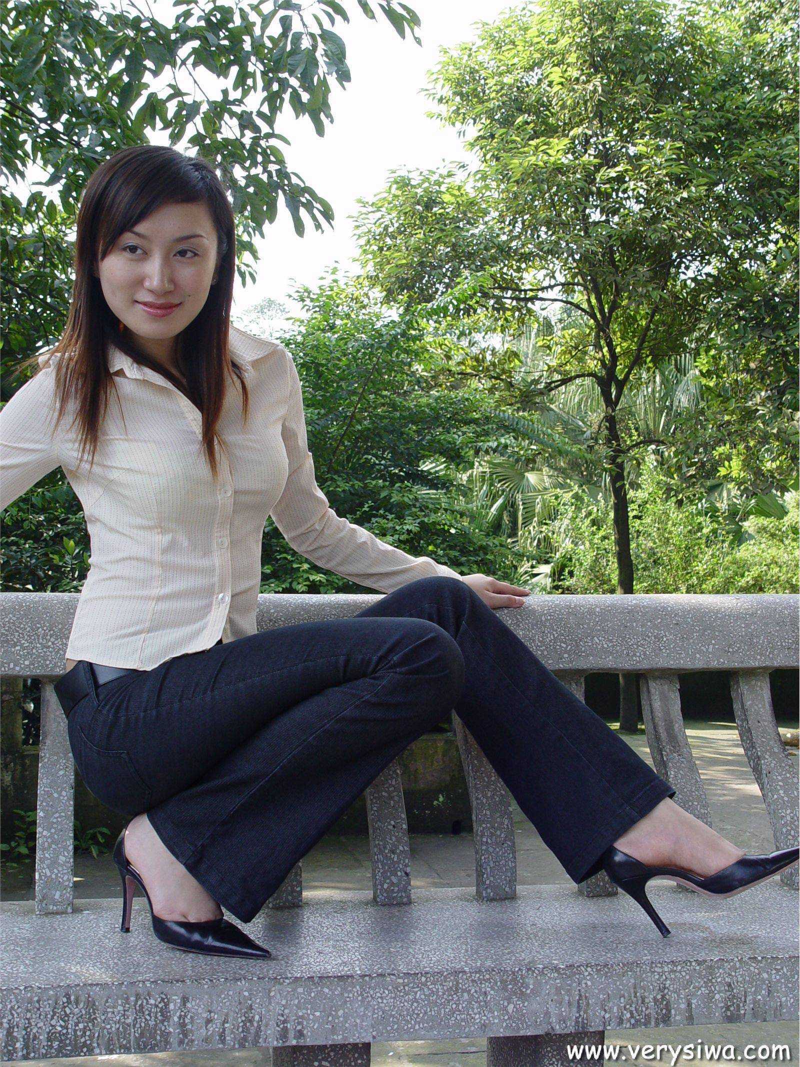 薇薇[中高艺]P006 性感丝袜美女图片打包下载