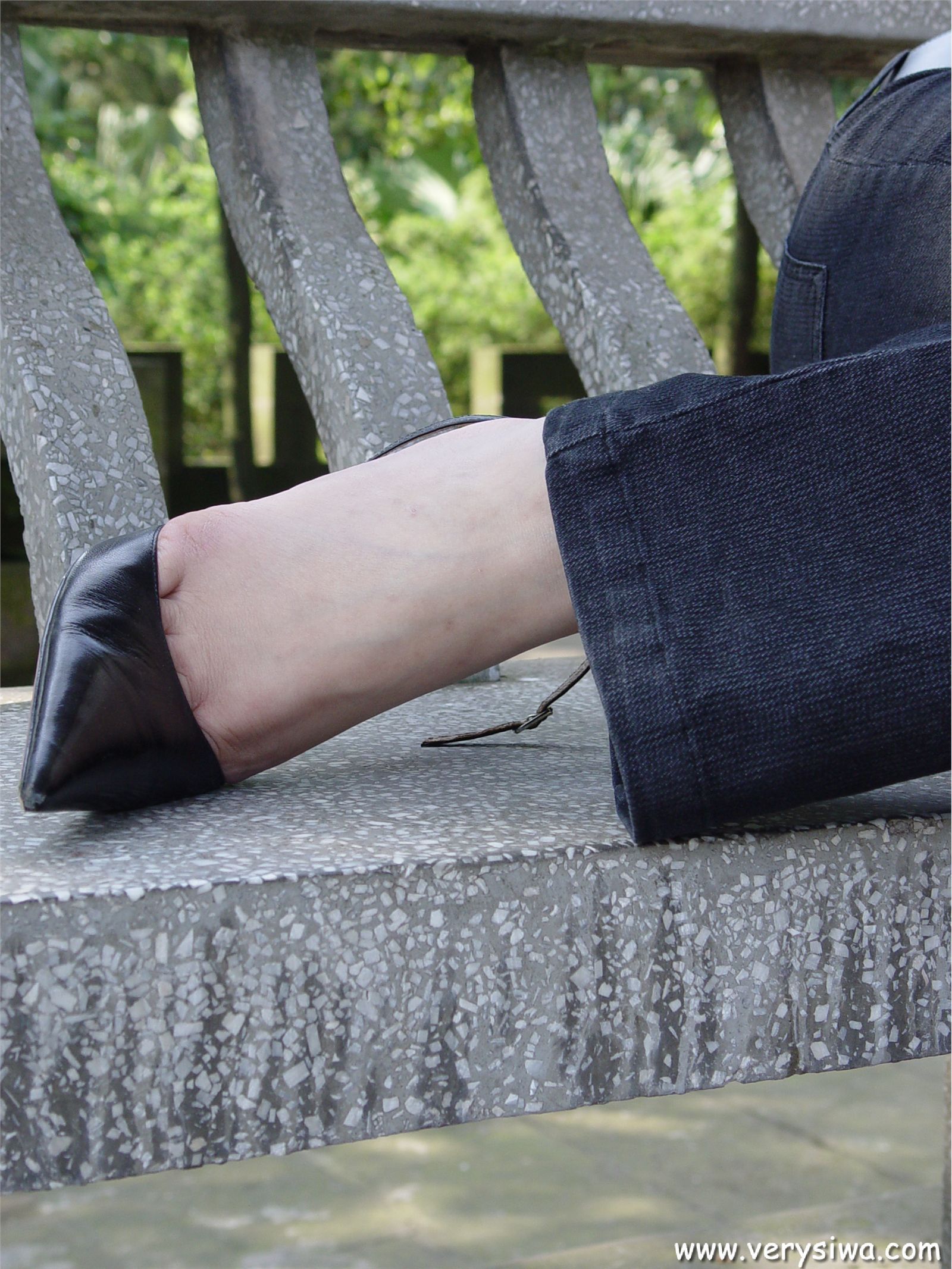 薇薇[中高艺]P006 性感丝袜美女图片打包下载