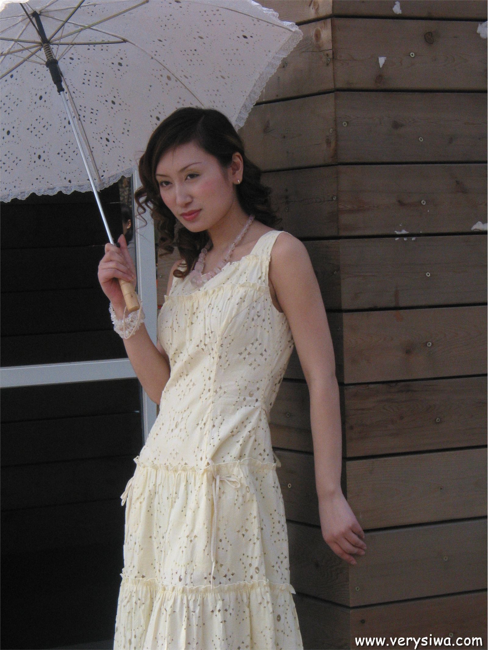 中高艺P10-薇薇自拍　丝袜性感美女图片