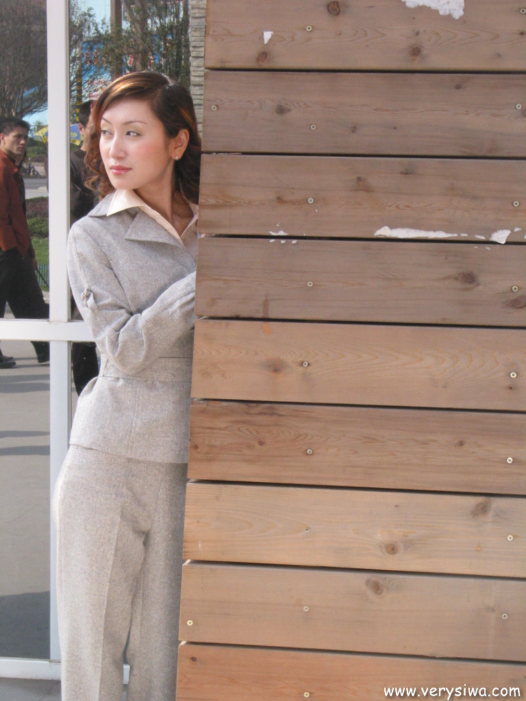 中高艺P10-薇薇自拍　丝袜性感美女图片