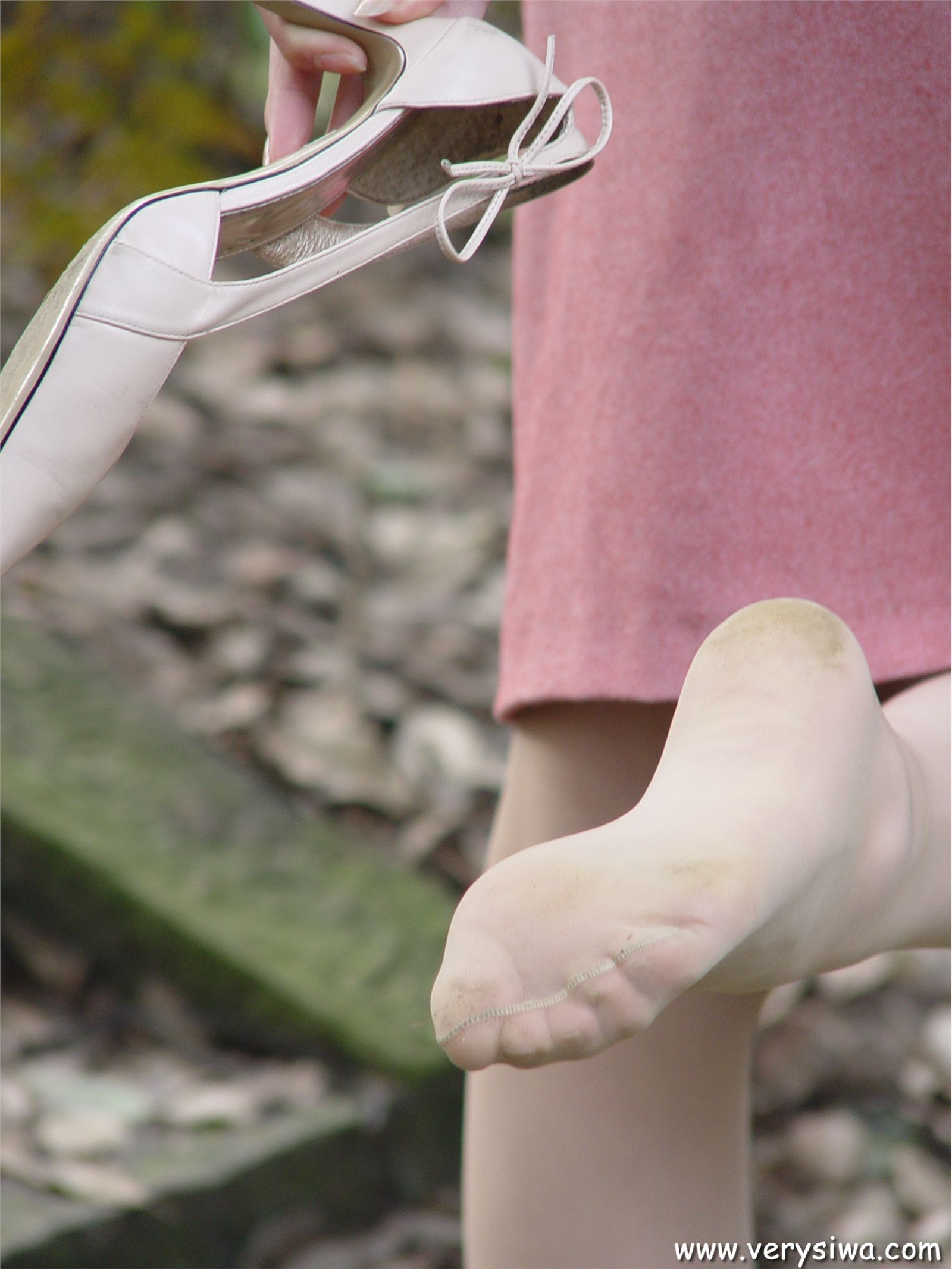 中高艺 双姐妹丝袜美足 丝袜美女图片写真