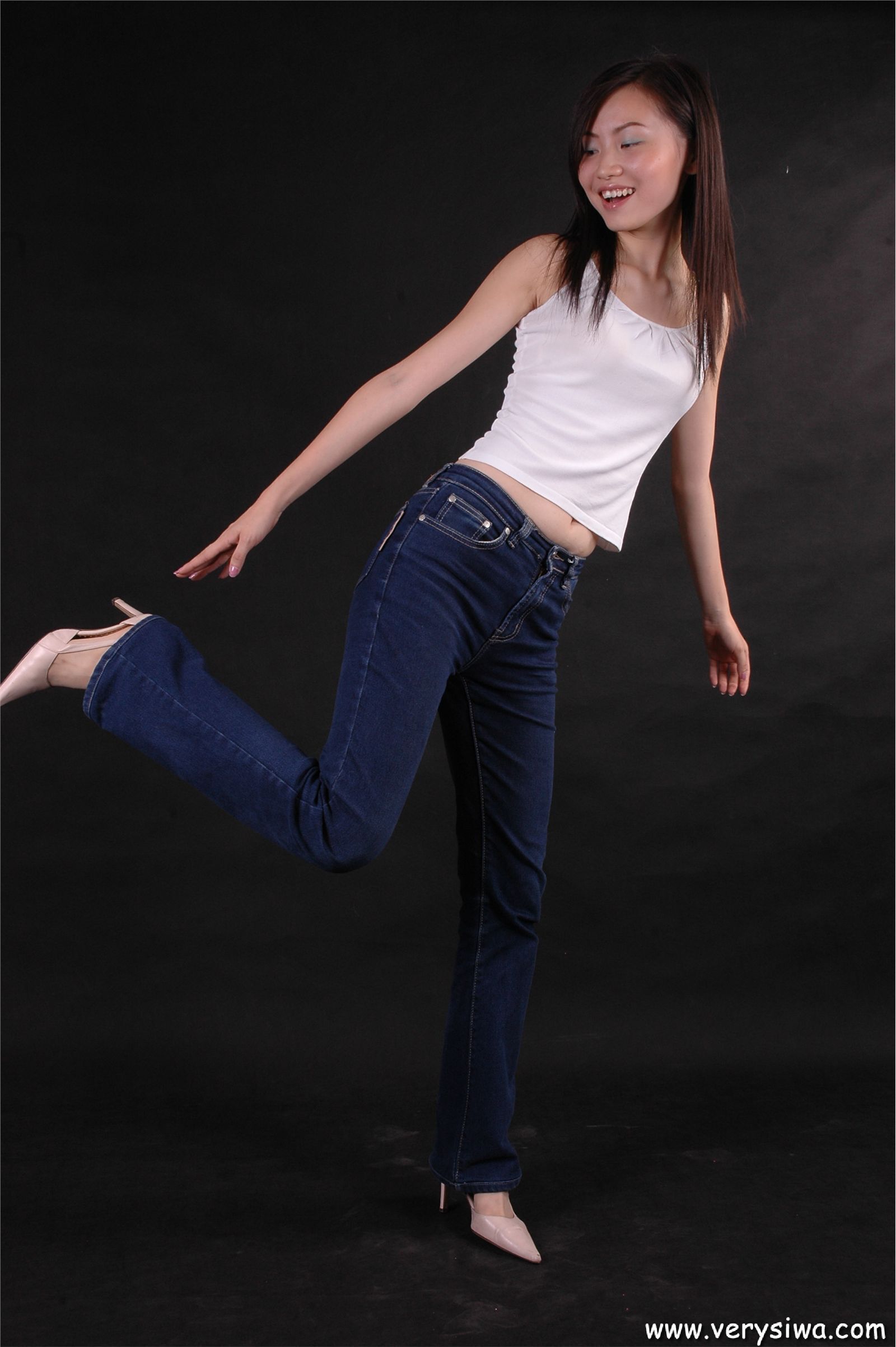 中高艺丝袜美女模特性感图片No.047　网络最全美女套图站库