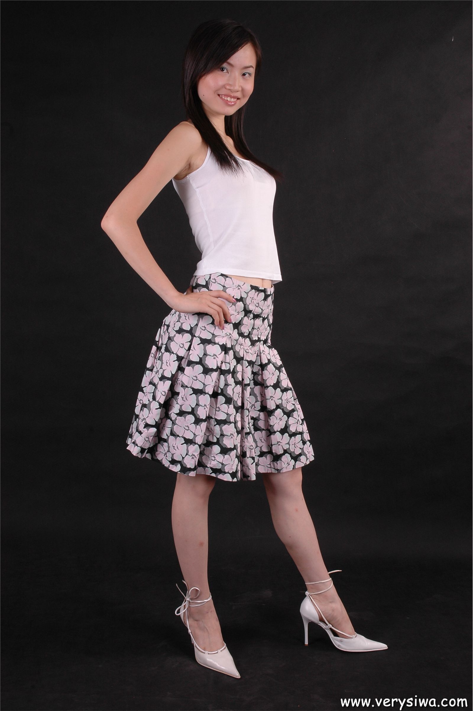 中高艺丝袜美女模特性感图片No.047　网络最全美女套图站库