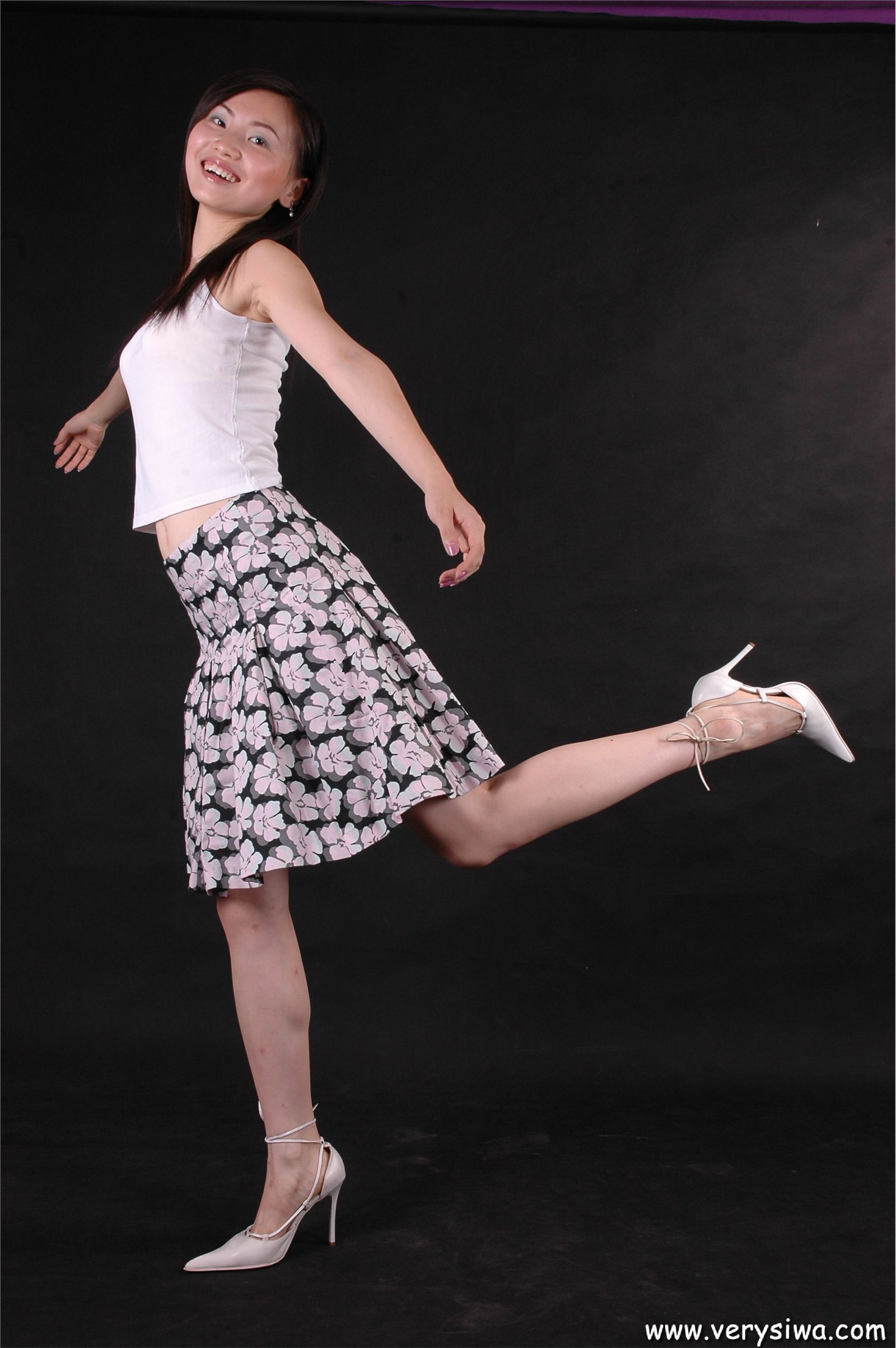 中高艺丝袜美女模特性感图片No.047　网络最全美女套图站库