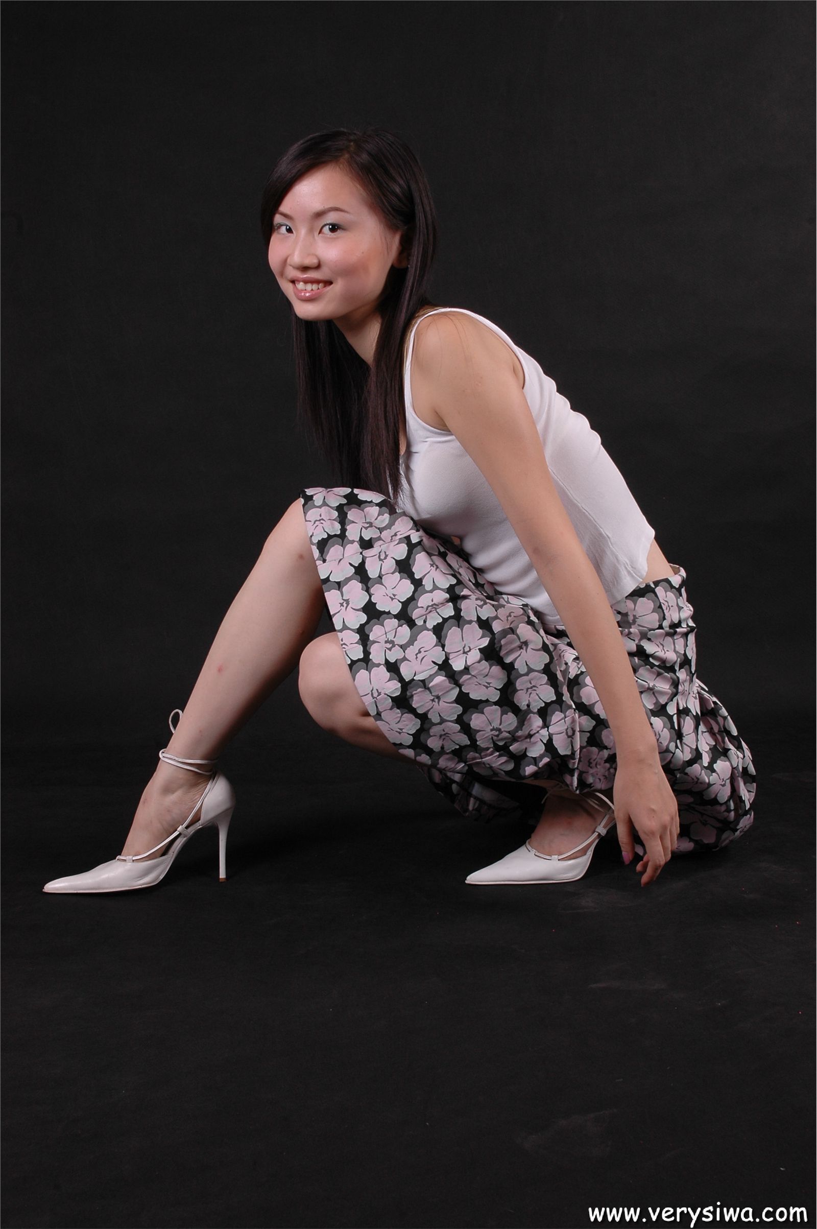 中高艺丝袜美女模特性感图片No.047　网络最全美女套图站库