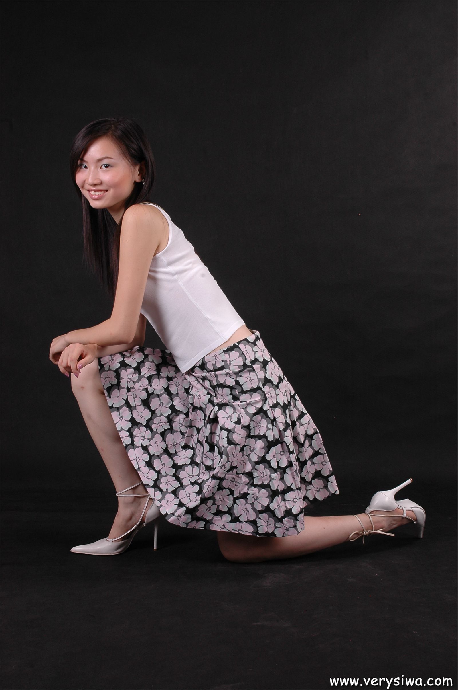 中高艺丝袜美女模特性感图片No.047　网络最全美女套图站库